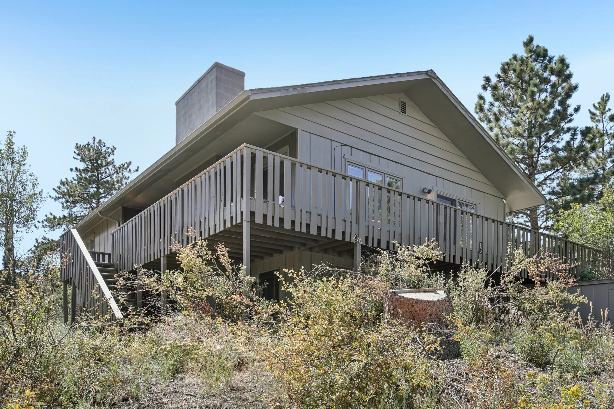 3-web-or-mls-Old Man Mountain Ln-L1209-003.jpg