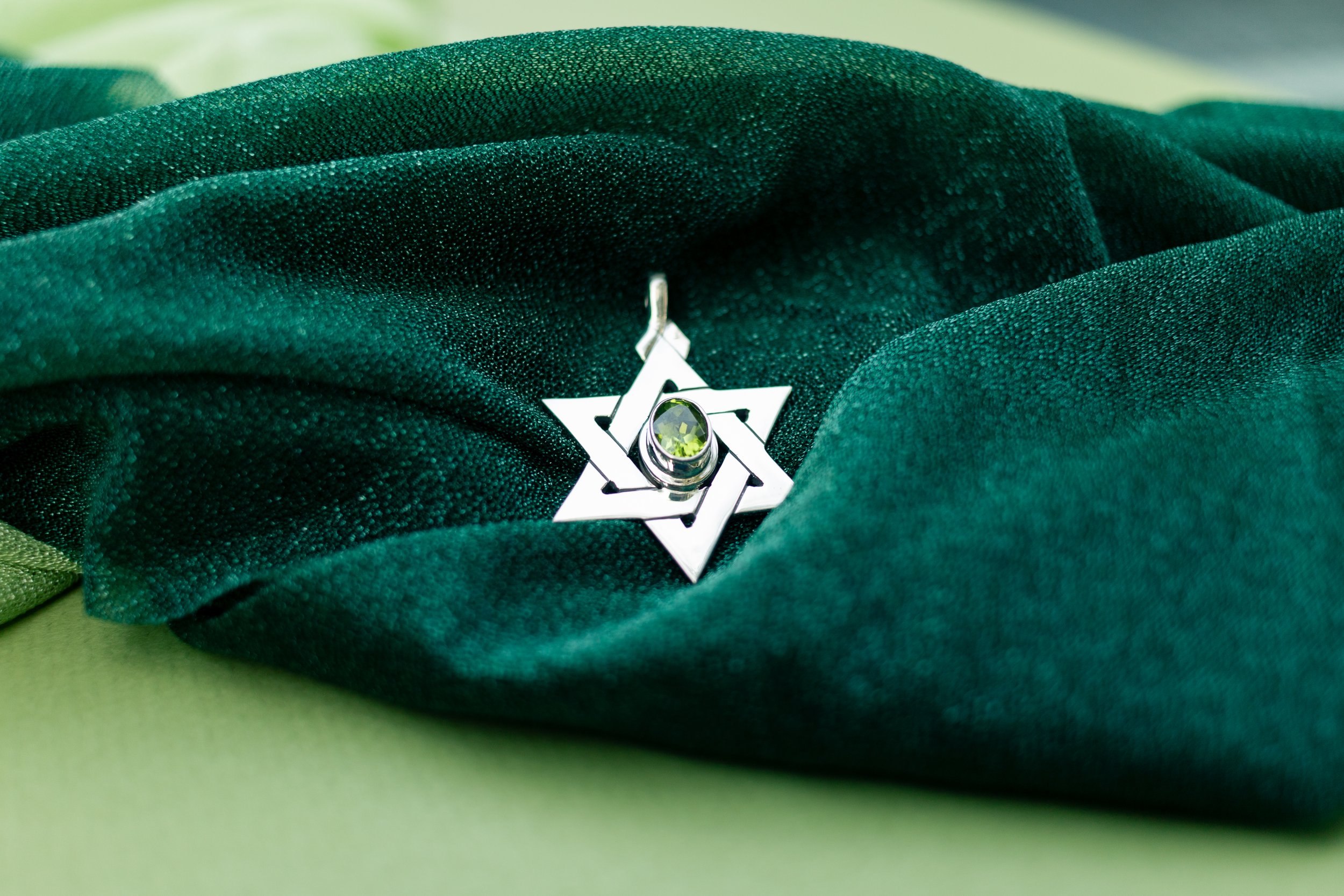 peridot tetrahedron star 2.jpeg