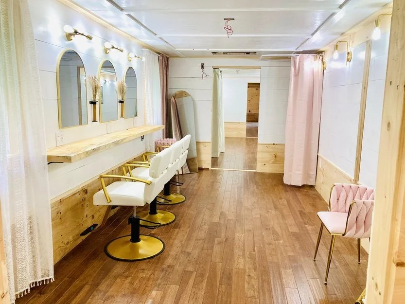 Concolor Dressing Room