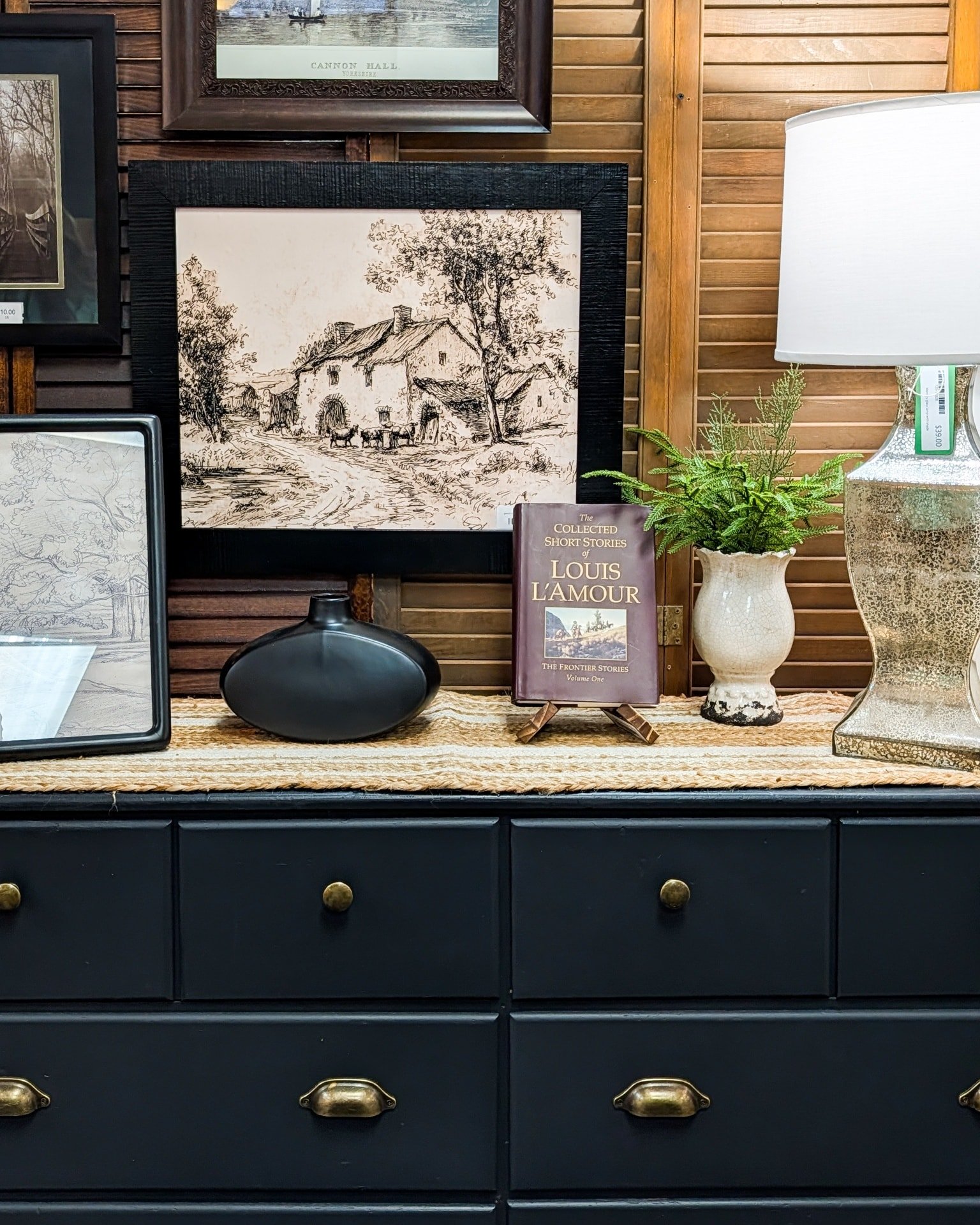 New week, new treasures! 🌟

Did you know we restock the WAREhouse almost daily? That means every visit is a brand-new shopping adventure. From vintage finds to freshly refinished furniture, you never know what will be waiting for you.

Pro tip: if y