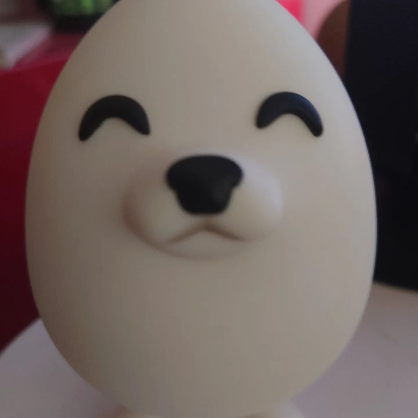 Hello this is EGGDOG and he is my son 

.
.
.
.
.
.
#eggdog @zamsire #son #eggylad