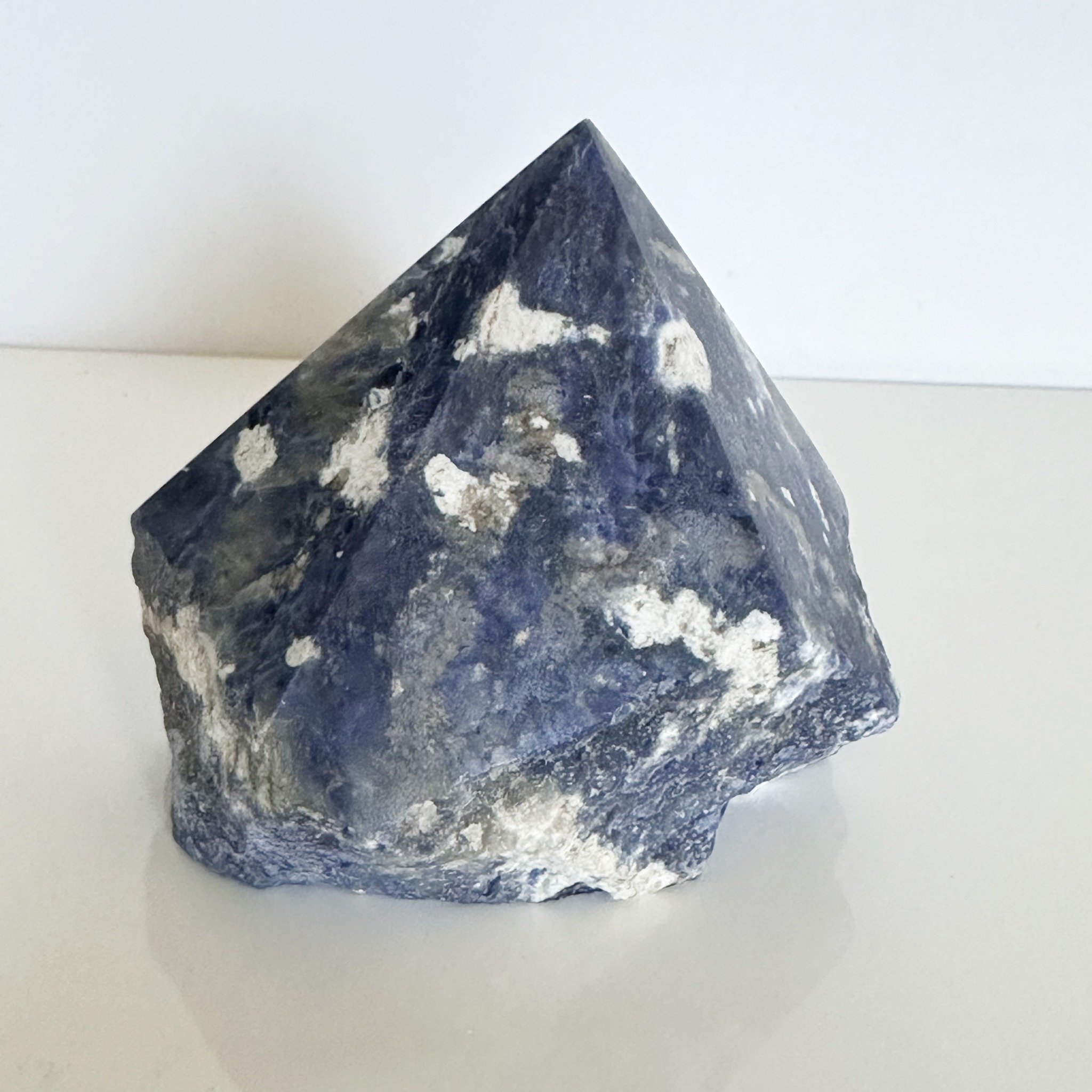 Sodalite_PolishedPoint.jpeg