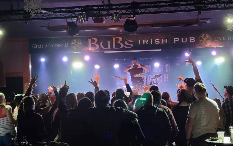 We'll be takin' another one of these tonite at Bubs - u gonna be there? 9pm start

Photo Credit @gigglelips, @hannahaqua, @ashpatpatin, @bmedved96, @bubsirishpub