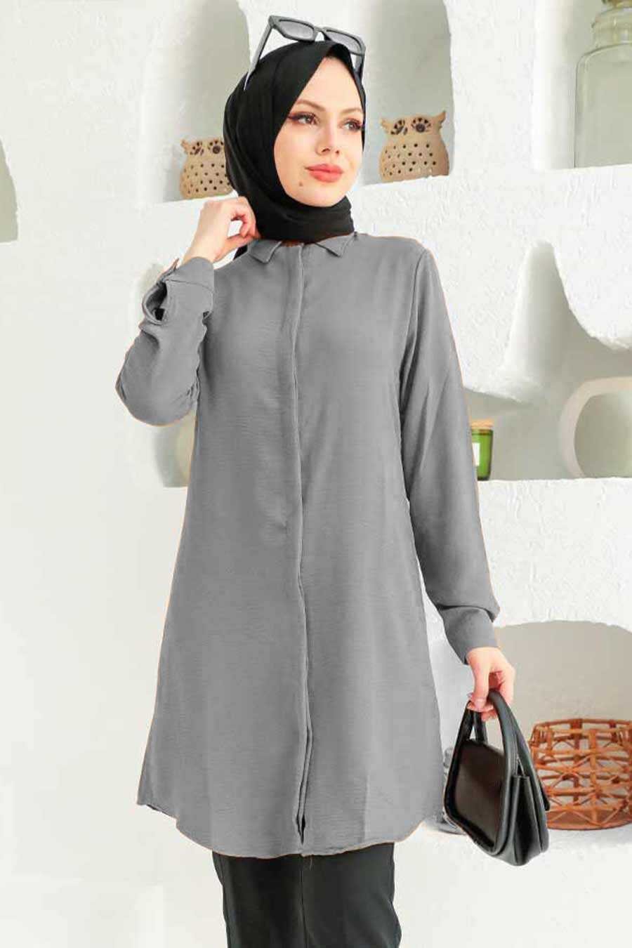 Grey hijab.jpeg