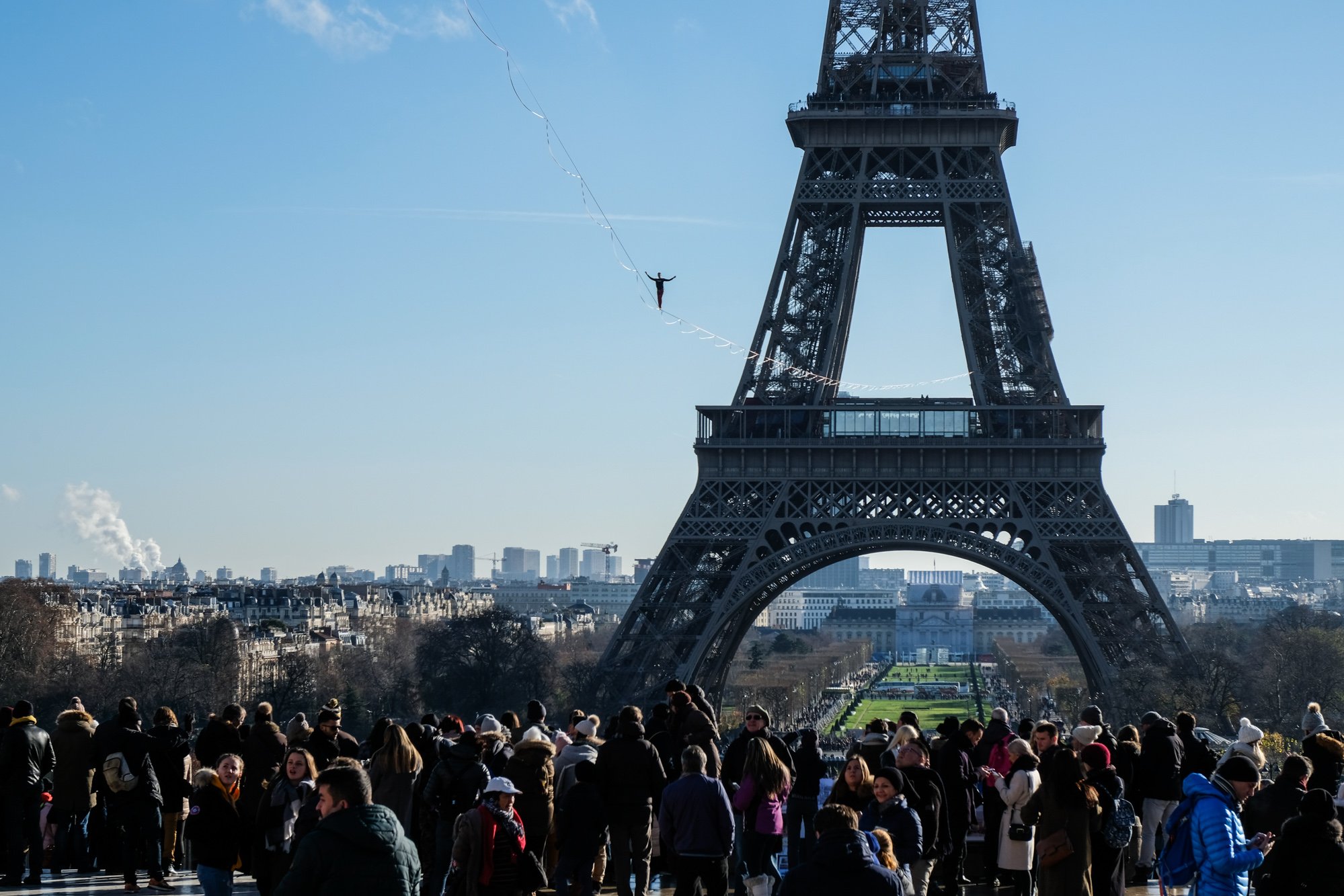 France - Extreme sports - Slackline - world recorld in Paris for