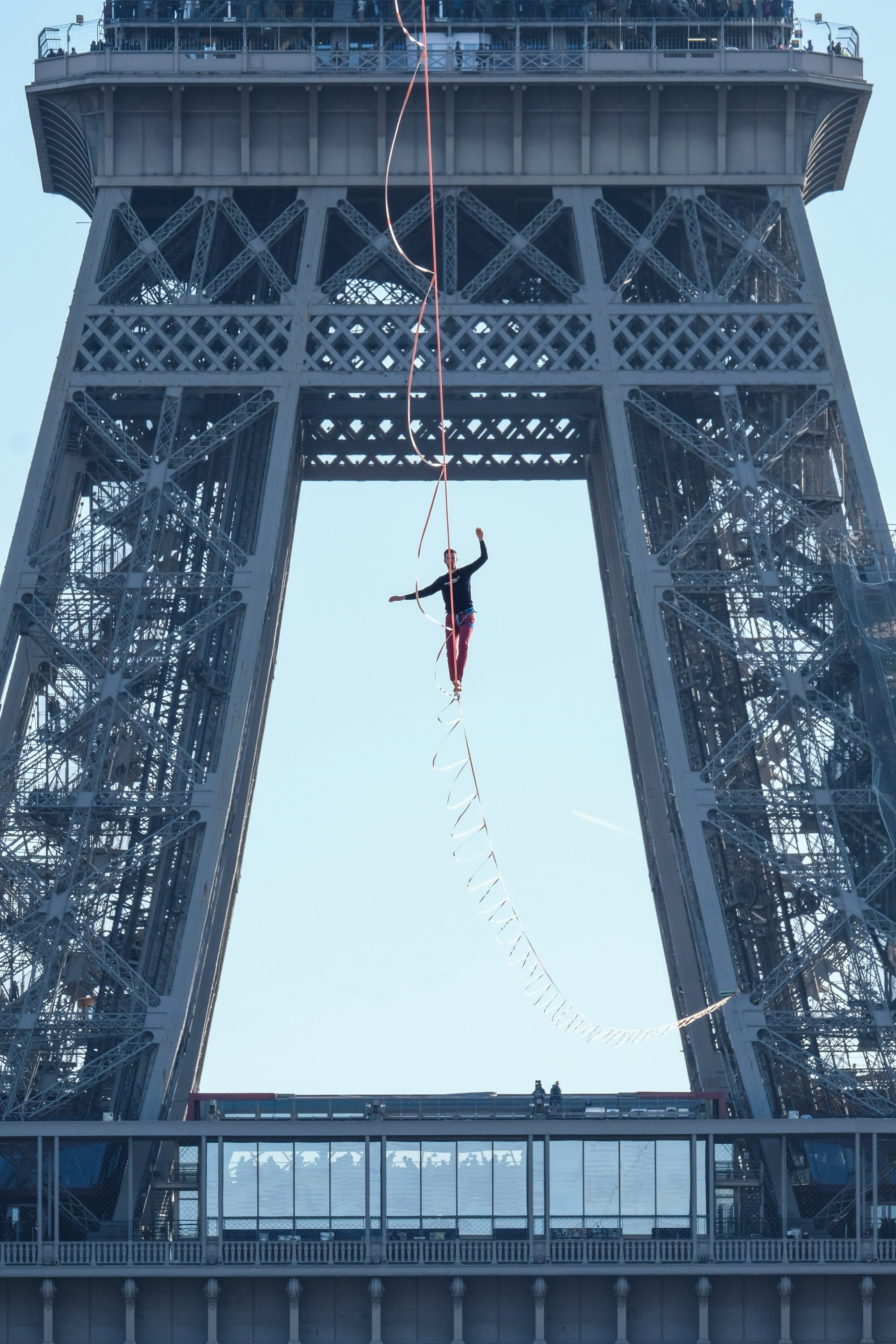France - Extreme sports - Slackline - world recorld in Paris for