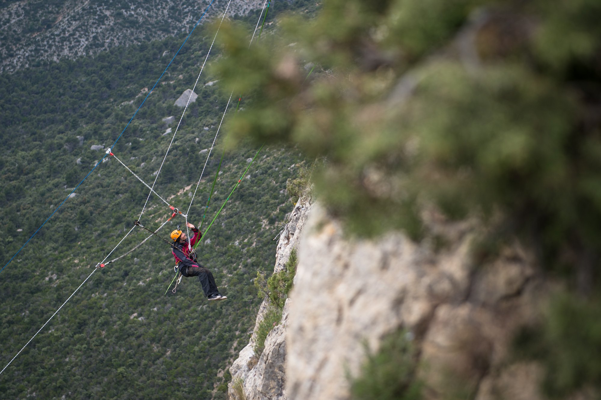 Spain - Extreme sports - World record of rope jump in spain with