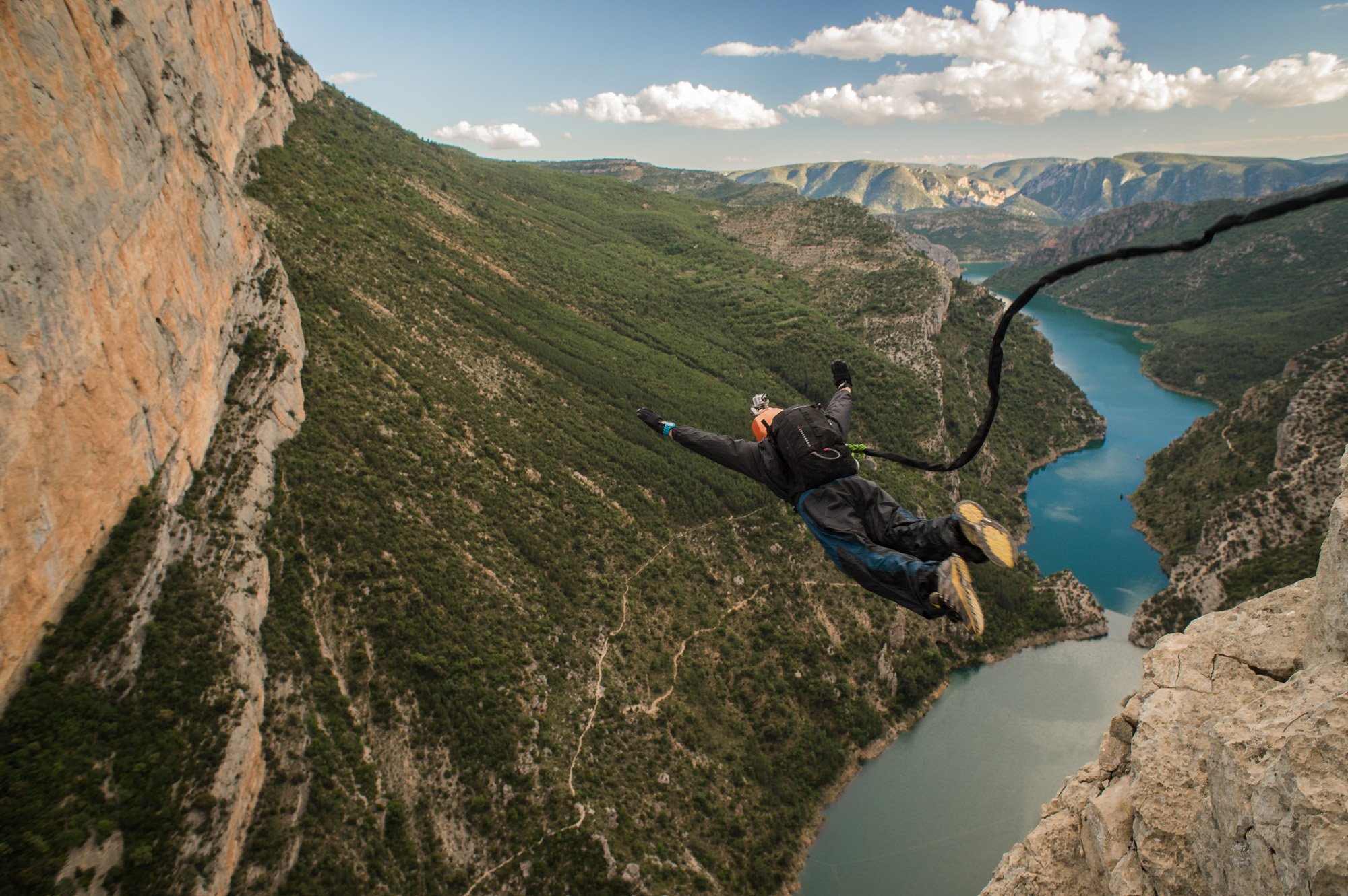 Spain - Extreme sports - World record of rope jump in spain with