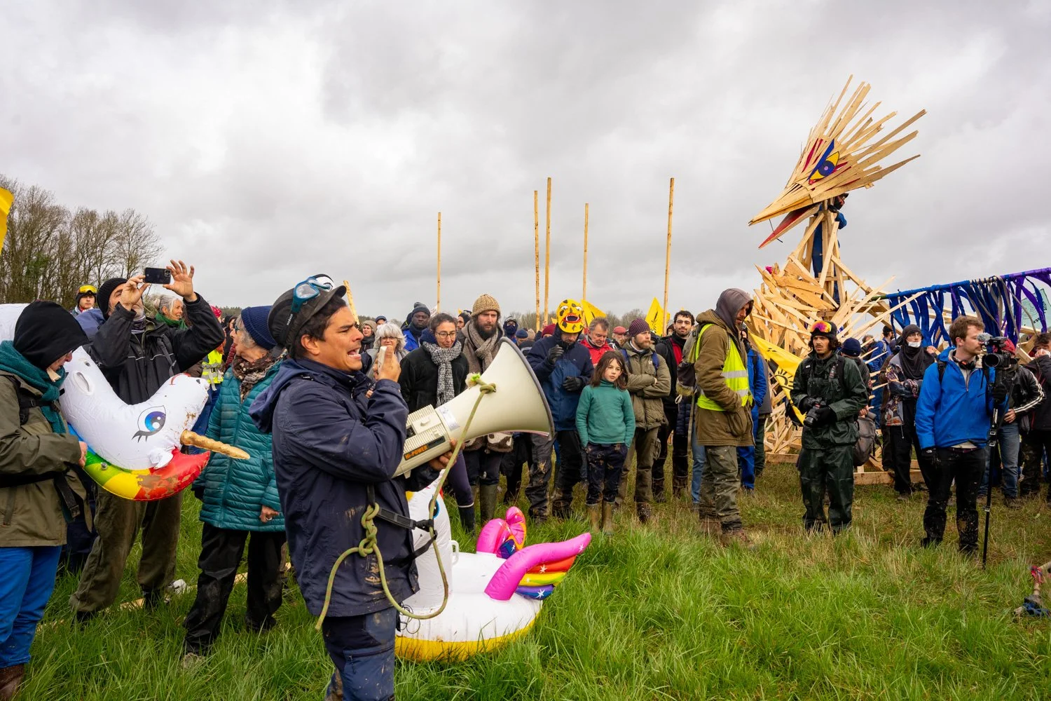 Action des soulèvements de la Terre à Sainte-Soline — COLLECTIF DR