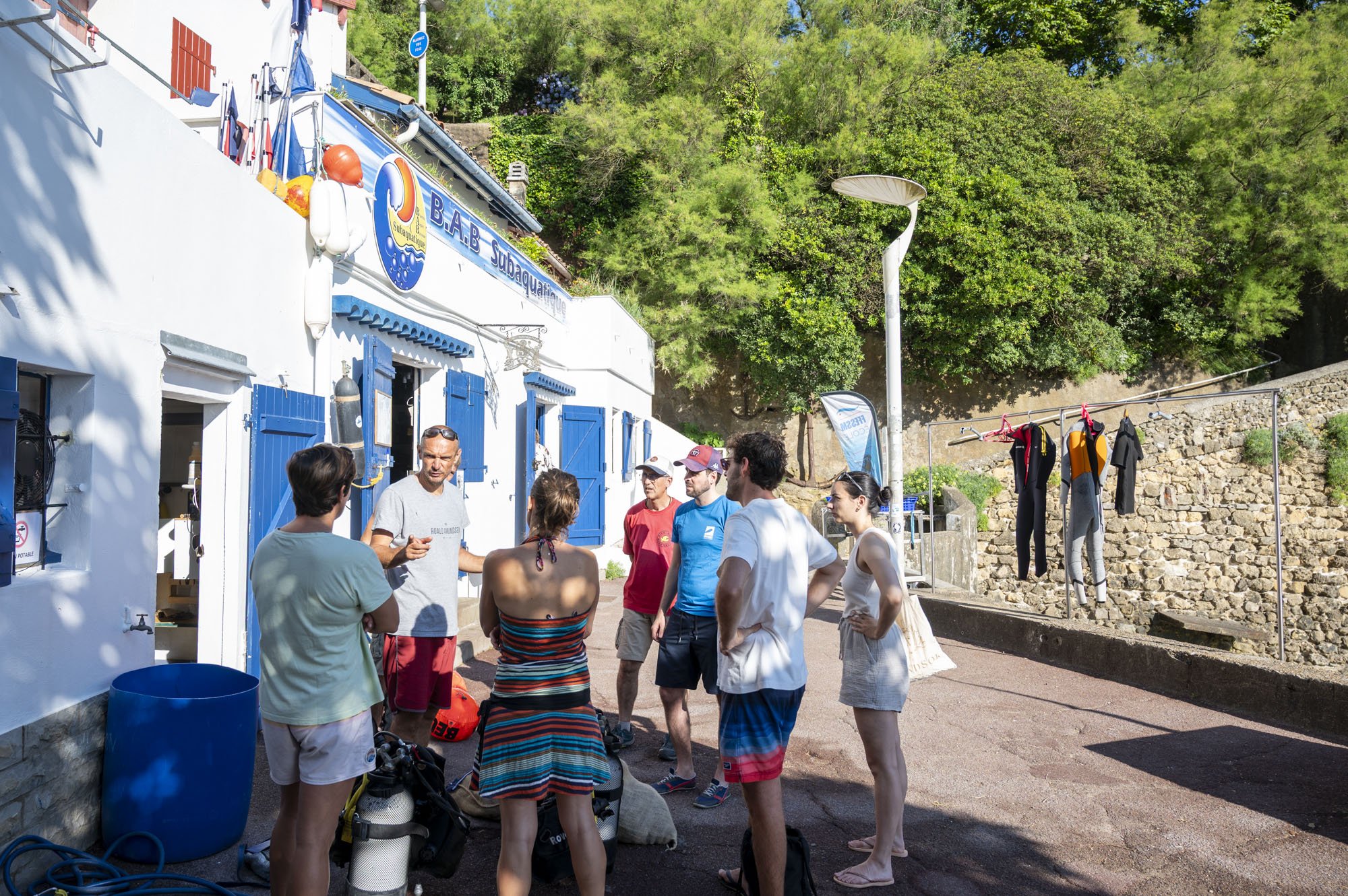 2-FRANCE-BIARRITZ-SURFRIDER-COLLECTE DECHETS-EL-1.jpg