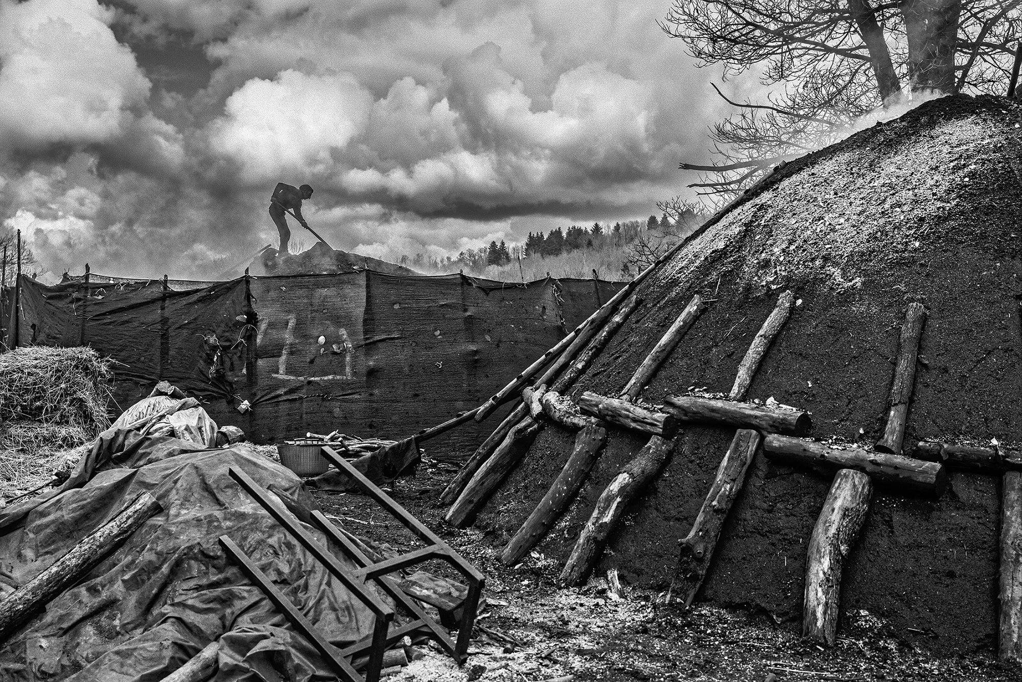 Ludovic Vauthier_Les derniers Charbonniers d Europe.jpg