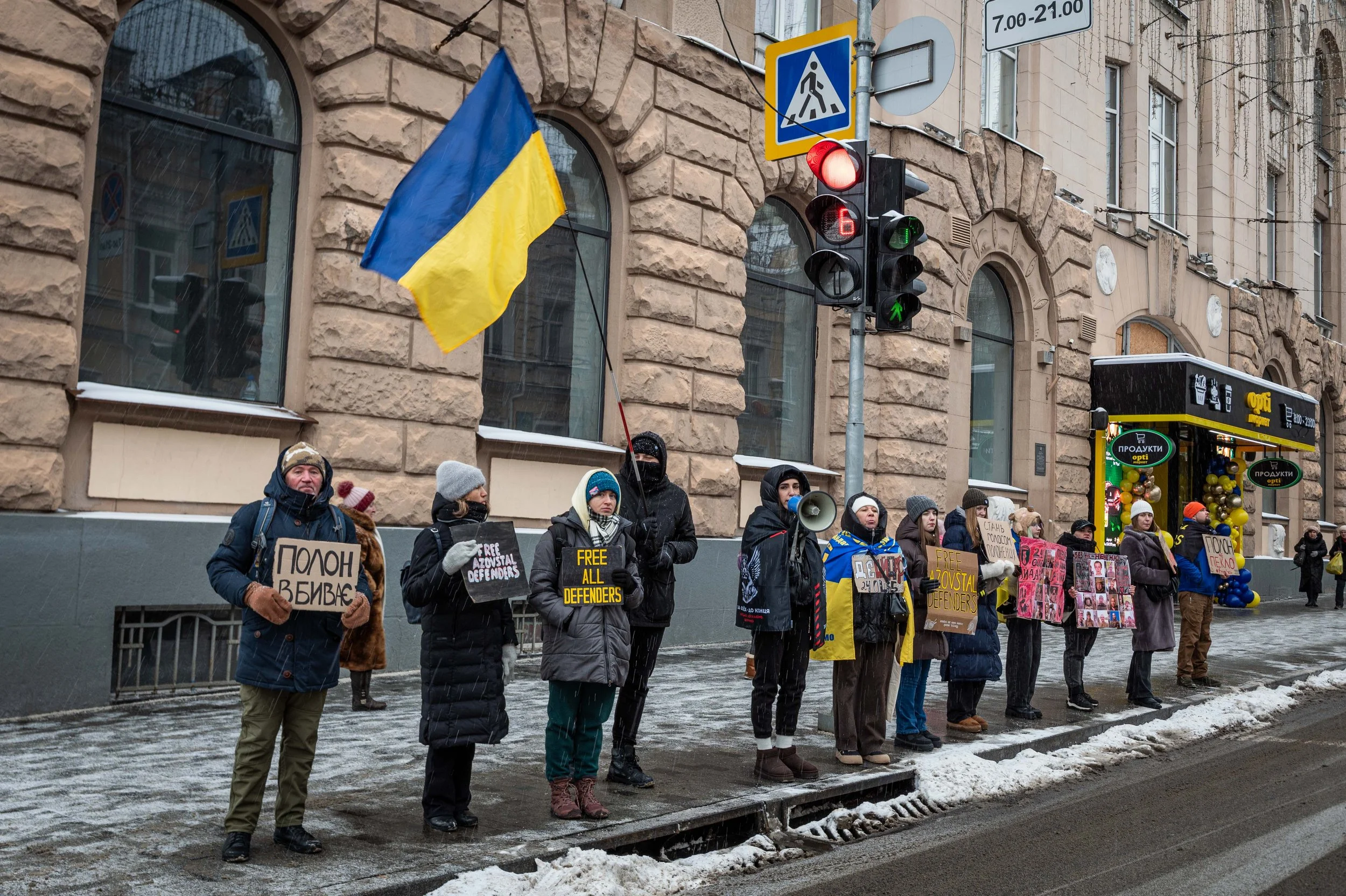 Ukraine - The rear front of the Ukrainian - FH-001.jpg