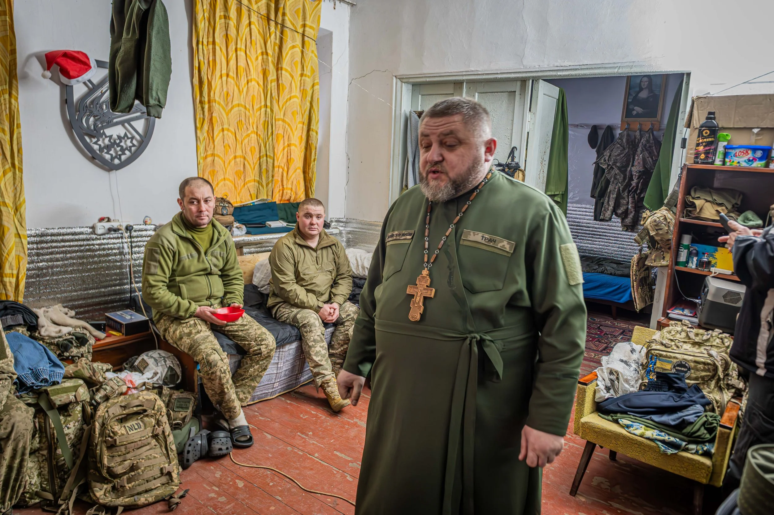 Ukraine - The rear front of the Ukrainian - FH-017.jpg