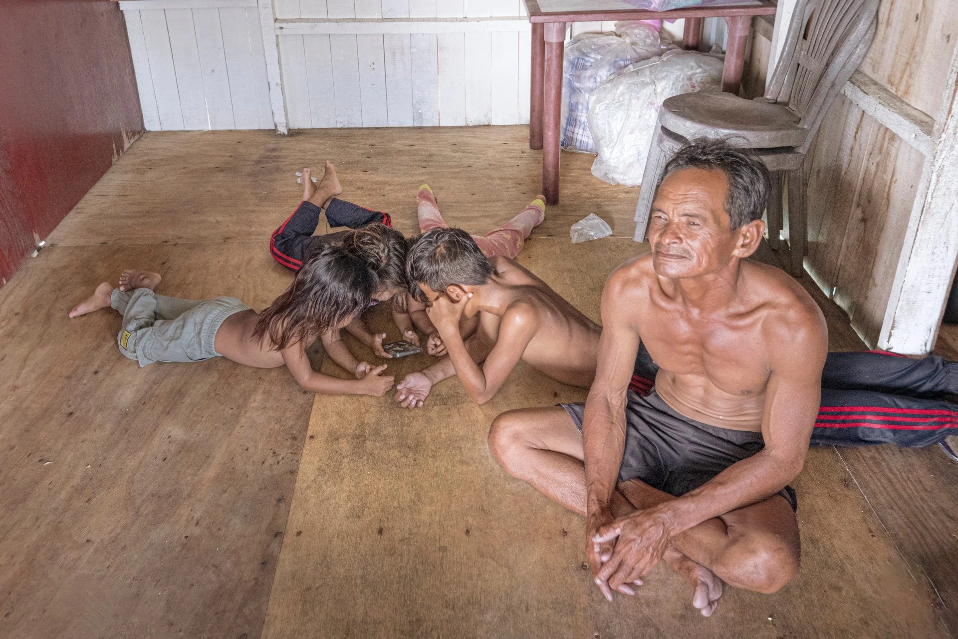 Auroux-Gilles-Bajau Laut18.jpg