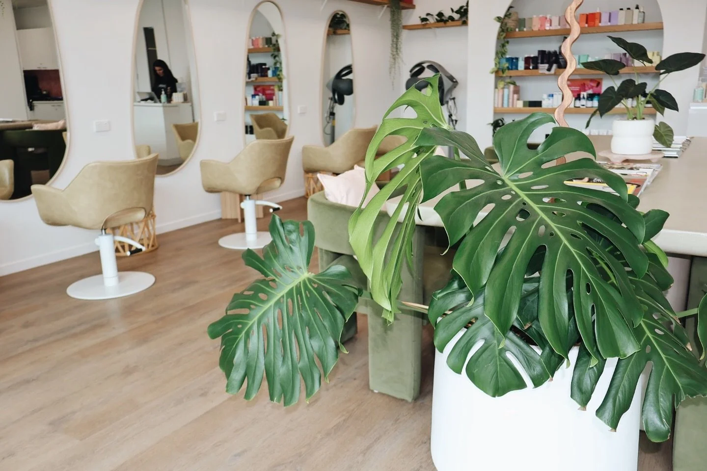 S P R I N G ✨ it&rsquo;s heating up at Salon Alias