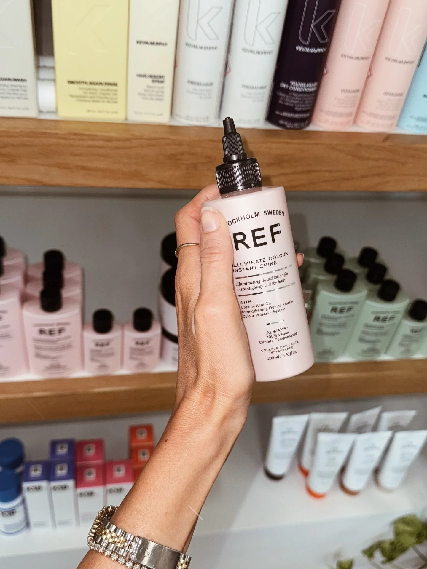 New kid on the block ✨

We&rsquo;ve just welcomed @refstockholmofficial into Salon Alias.

Clean, high-performance haircare with the most beautiful formulas.

Vegan. Sulphate &amp; paraben free.
Obsessed already!