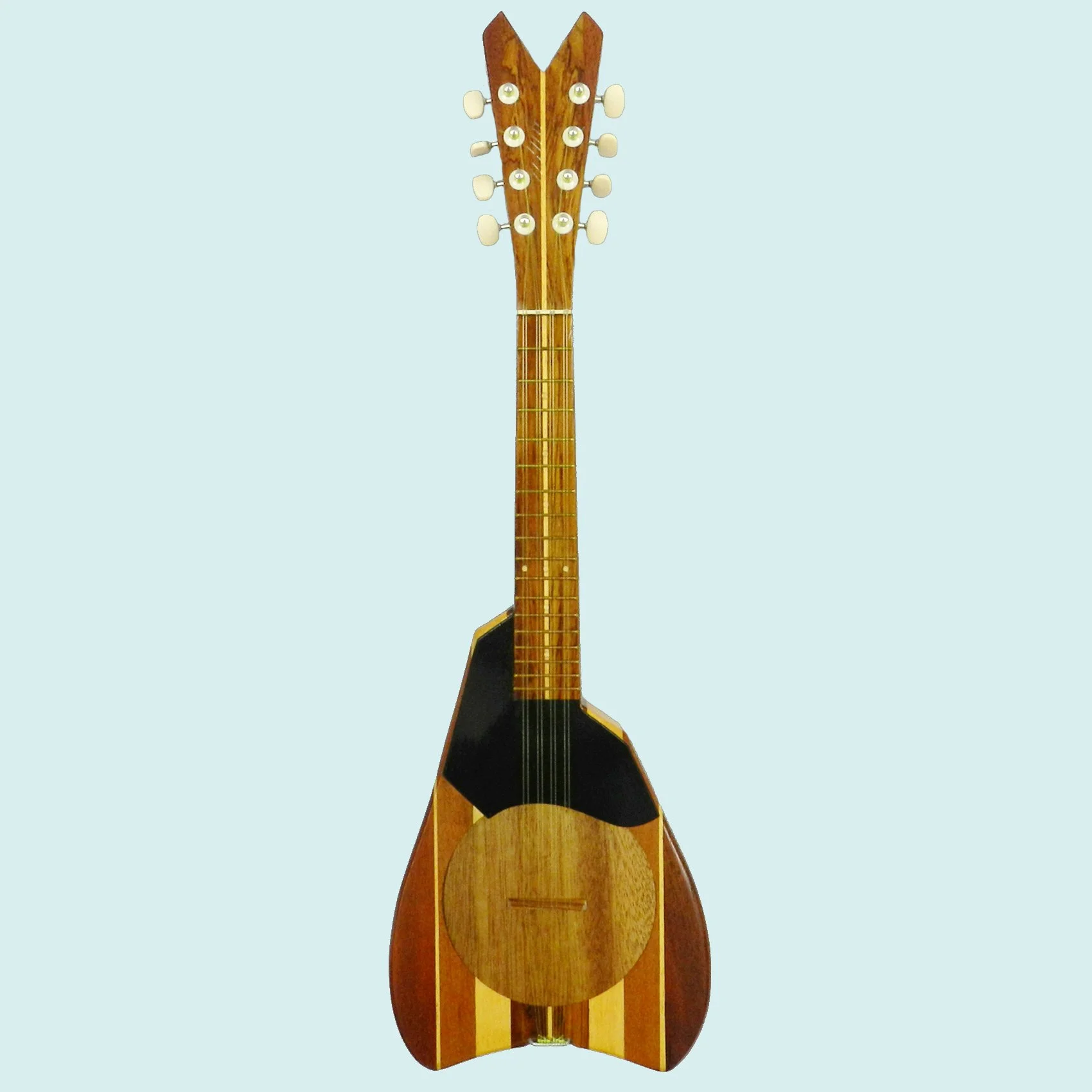 UKU031 349€.JPG