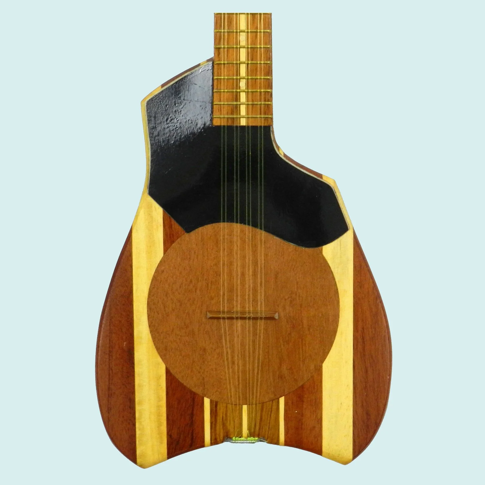 UKU033a.JPG