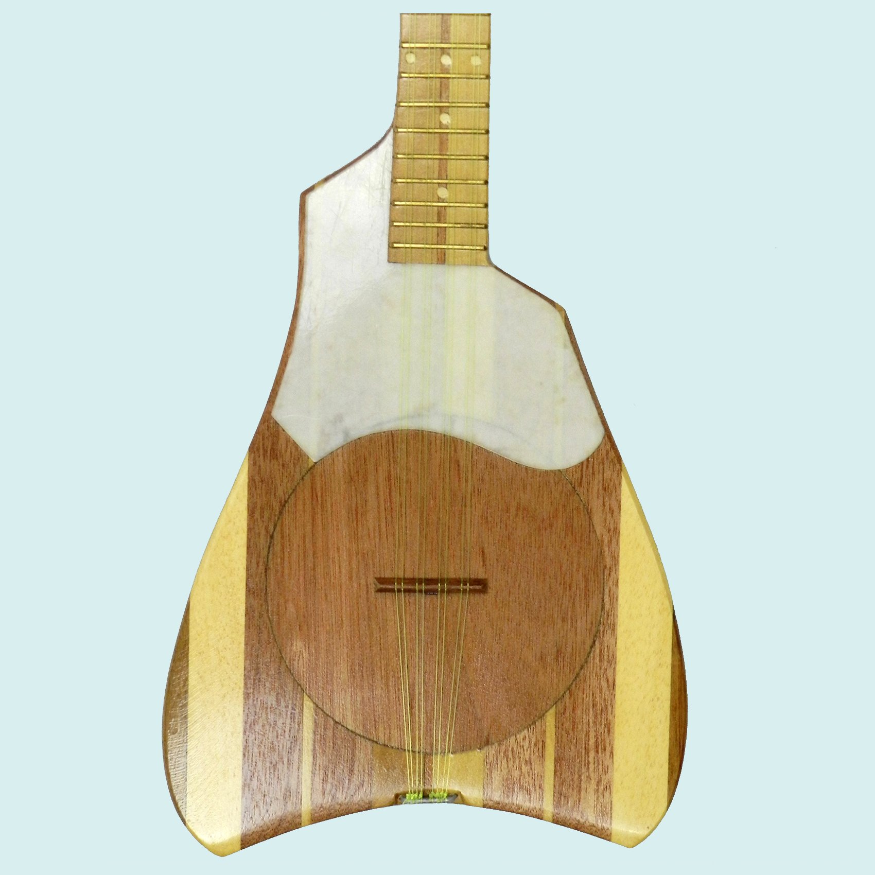 UKU019a.jpg