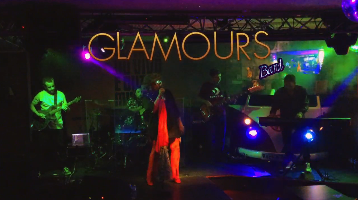GLAMOUR BAND
