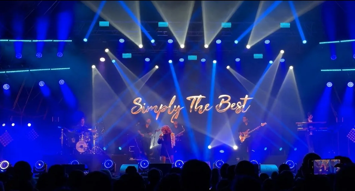 SIMPLY THE BEST 