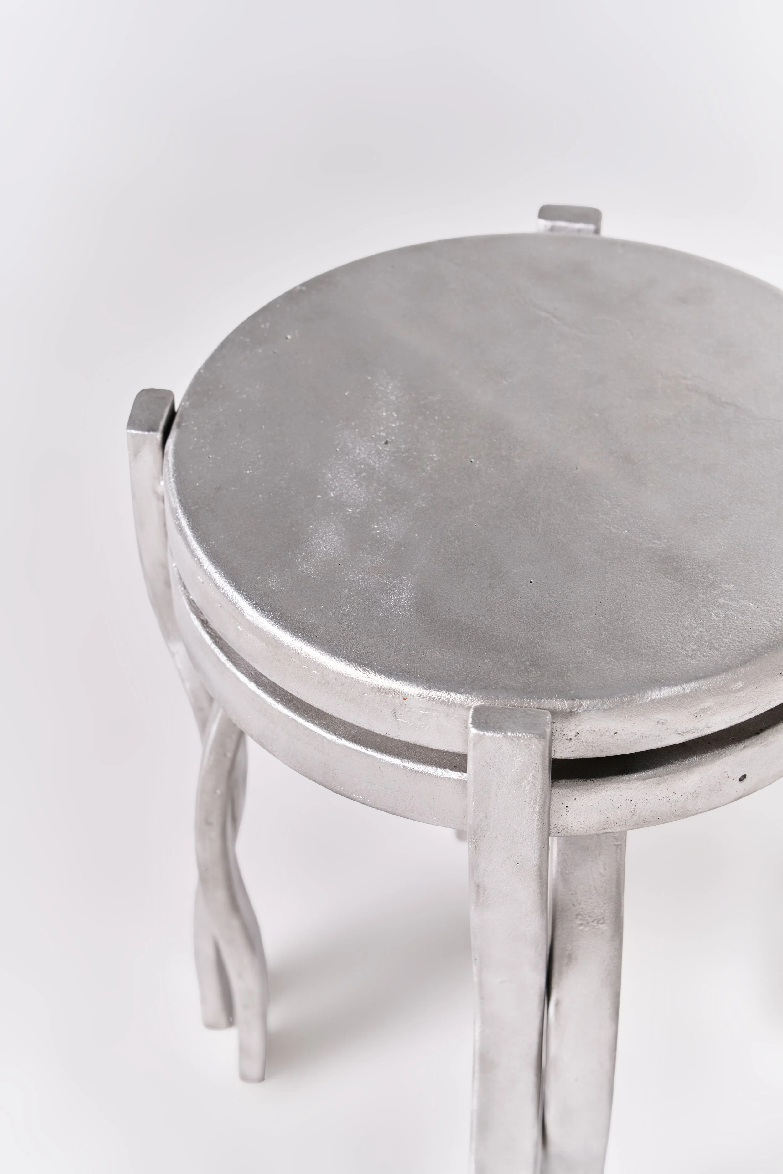 Trama Stool