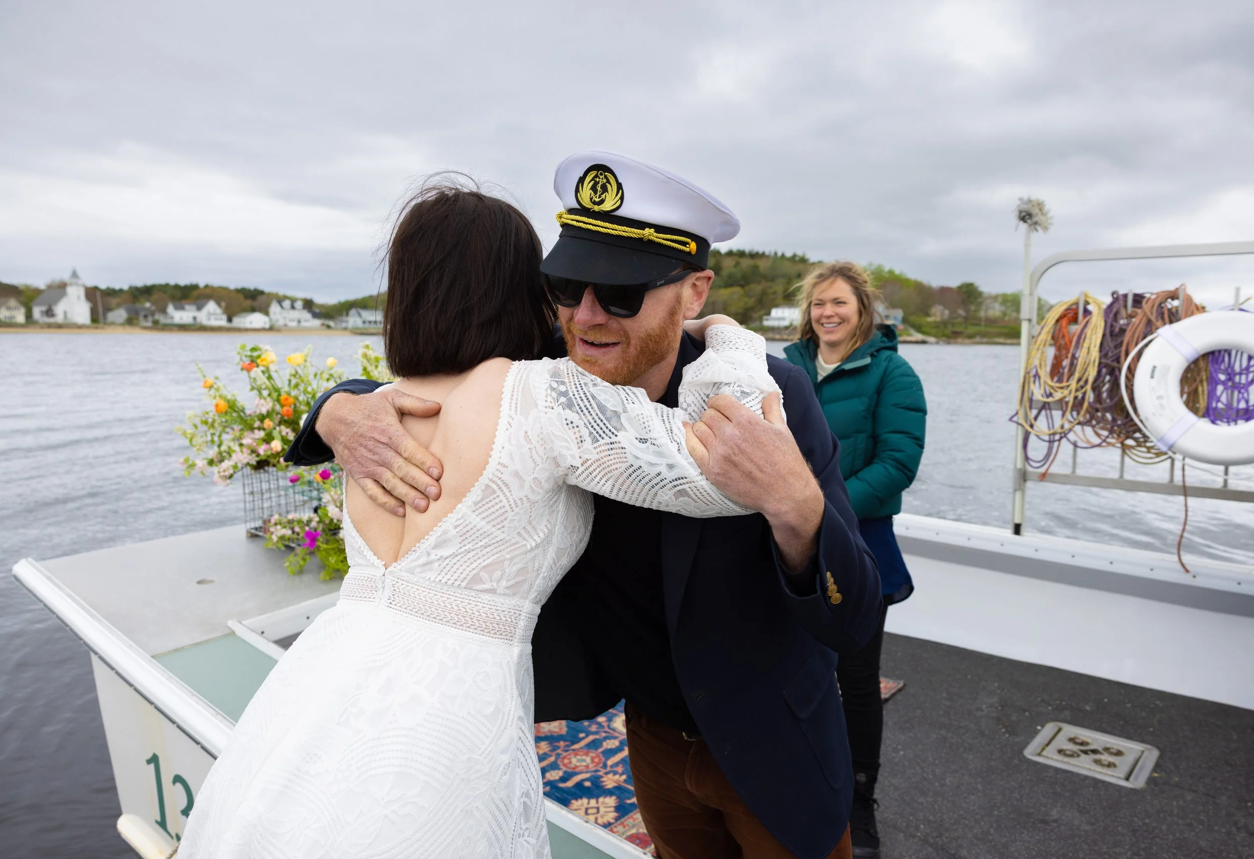 meeting eloping couple for first time on boat