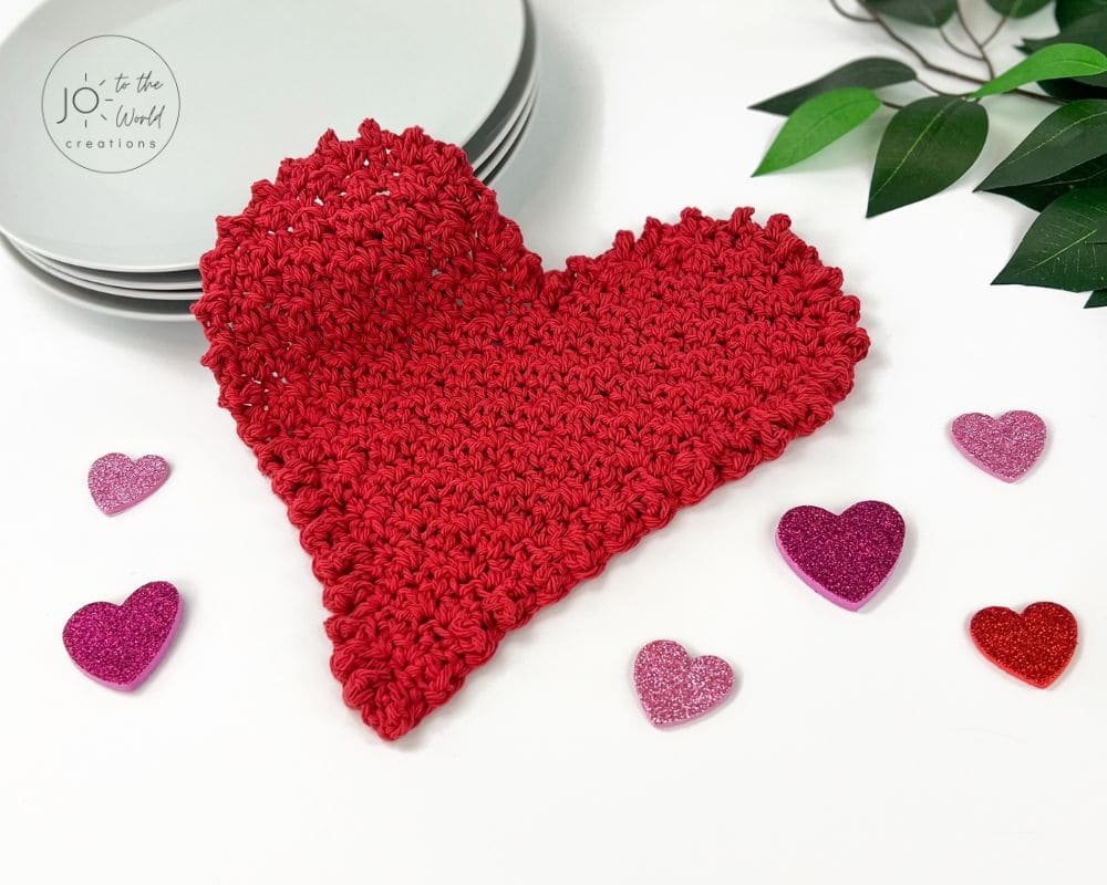 free-crochet-heart-pattern-feat.jpg