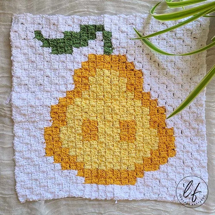 loop hole fox pear square.jpg
