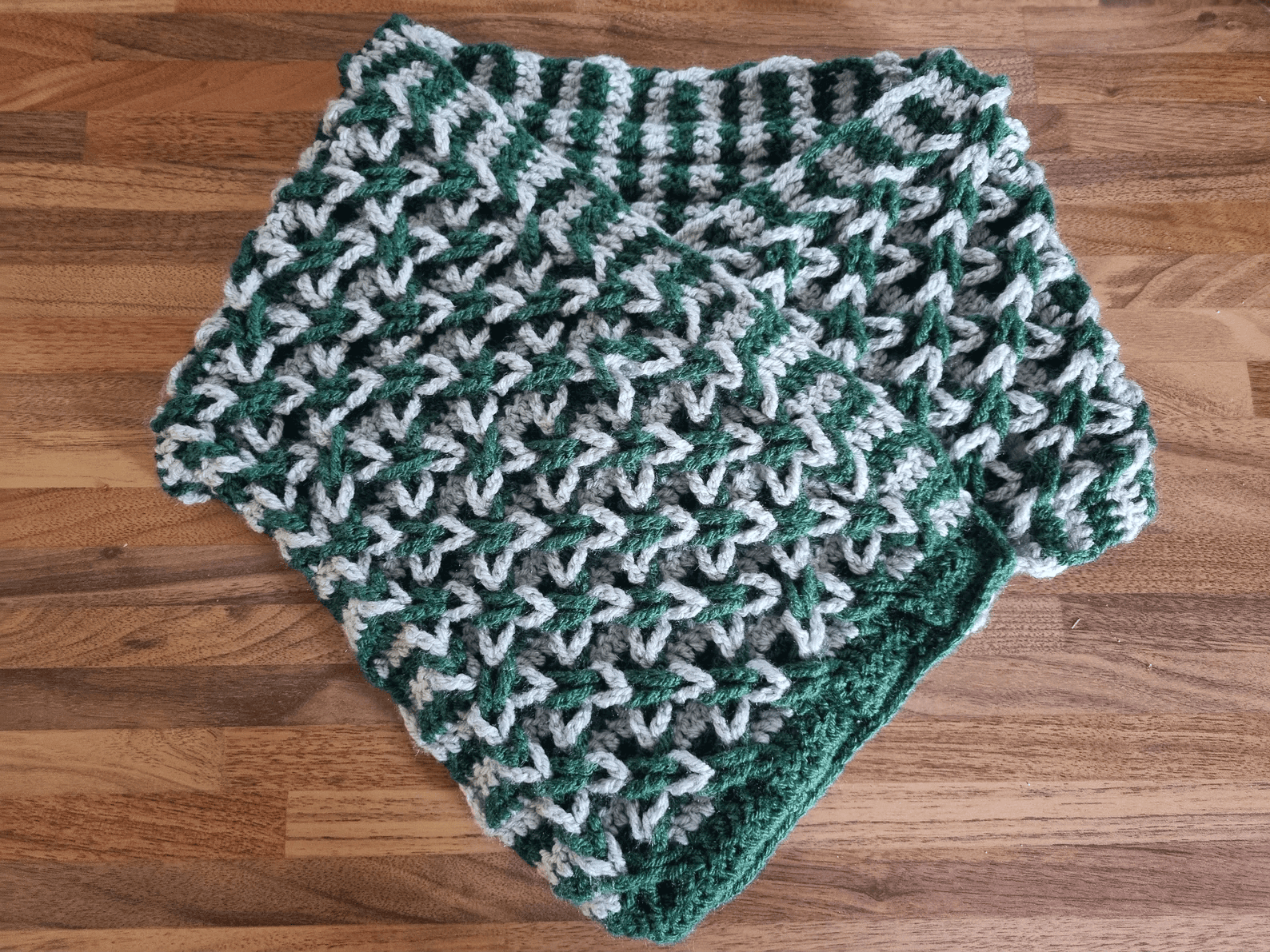 starburst cowl by ibbletastic png.png