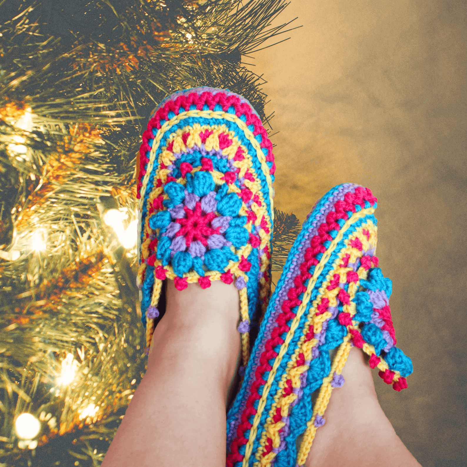 tuula slippers png.png