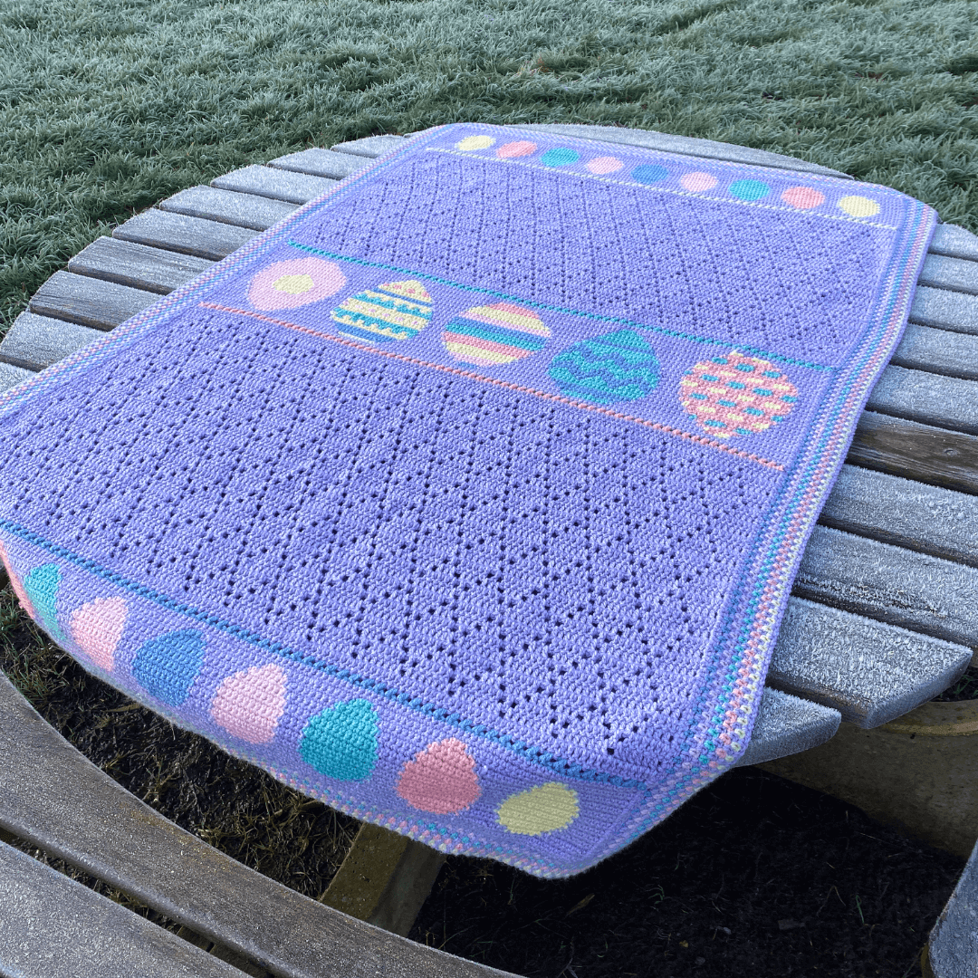 So Eggstra Blanket Square Frosty 2 tiny.png