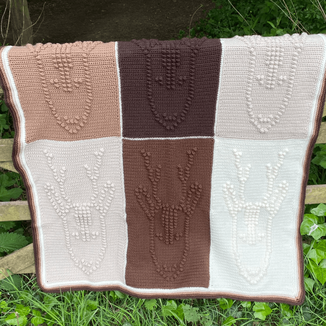 roe deer bobble stitch blanket square tiny.png