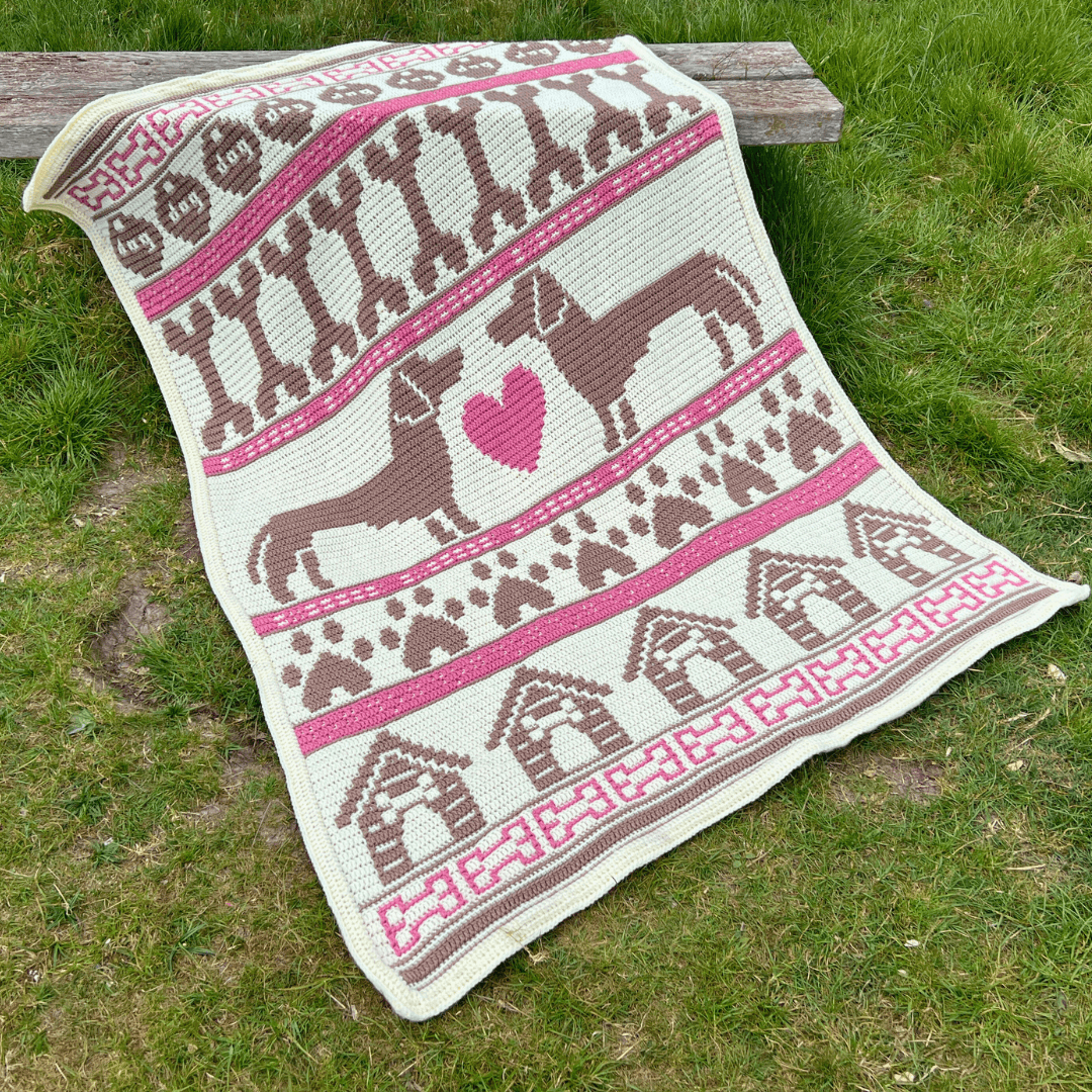 Darling dachshund blanket square 3.png
