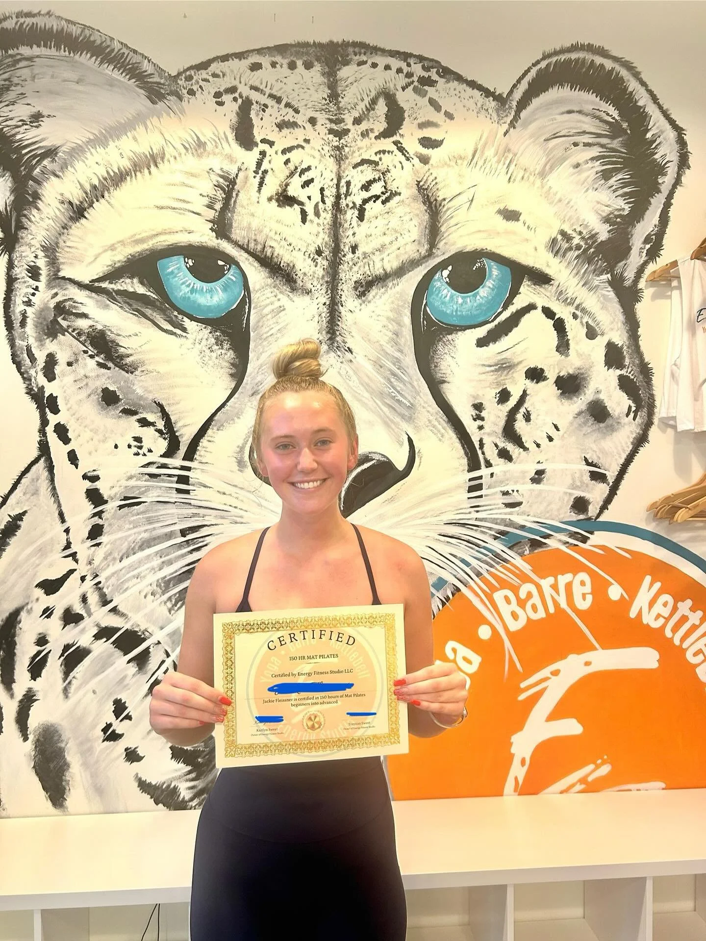 Meet our  150 hr mat Pilates instructor 
✨Jackie just got officially certified in 150-hour Mat Pilates, and she&rsquo;s not just stepping &mdash; she&rsquo;s leaping &mdash; into greatness by joining the elite Energy Team. 🙌

Now she&rsquo;s bringin