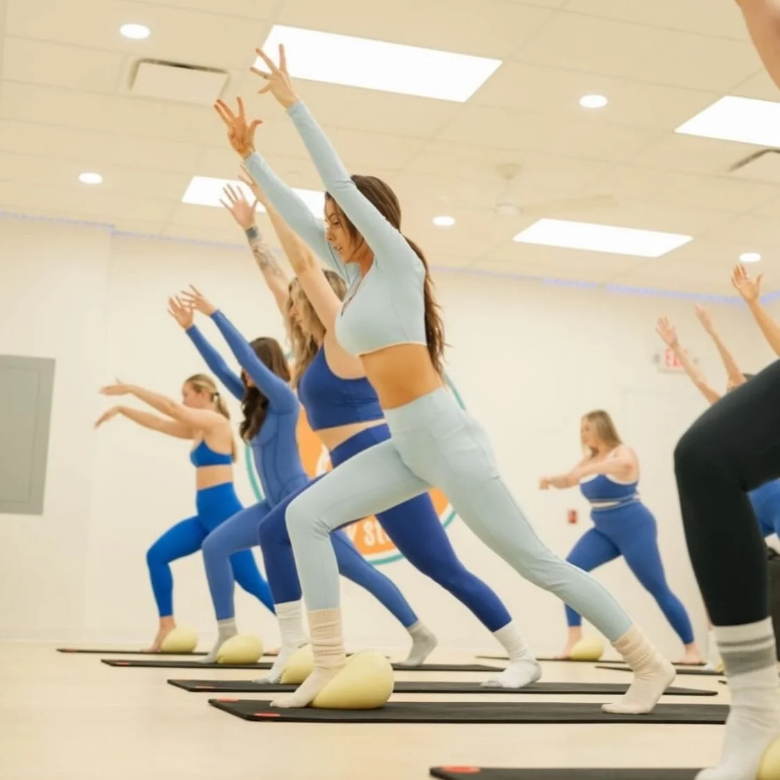 Cold? 🥶  Join a Hot class and watch all your worries melt awayyy. ❤️&zwj;🔥❤️&zwj;🔥🔥

Hot Sculpt
HOT Pilates
HOT BARRE

Book them and thank us later. ❤️&zwj;🔥🔥
@www.energyfitnessstudios.com