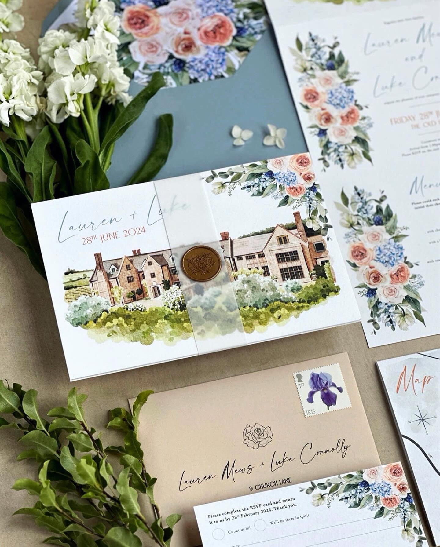 ✨ 𝗙𝗥𝗢𝗠 𝗠𝗢𝗢𝗗 𝗕𝗢𝗔𝗥𝗗 𝗧𝗢 𝗙𝗜𝗡𝗜𝗦𝗛𝗘𝗗 𝗗𝗘𝗦𝗜𝗚𝗡 ✨

Lauren &amp; Luke chose my Bespoke Design Service for their wedding invitations and on the day stationery.

Using their wedding florals I matched the colours and flowers being used 
