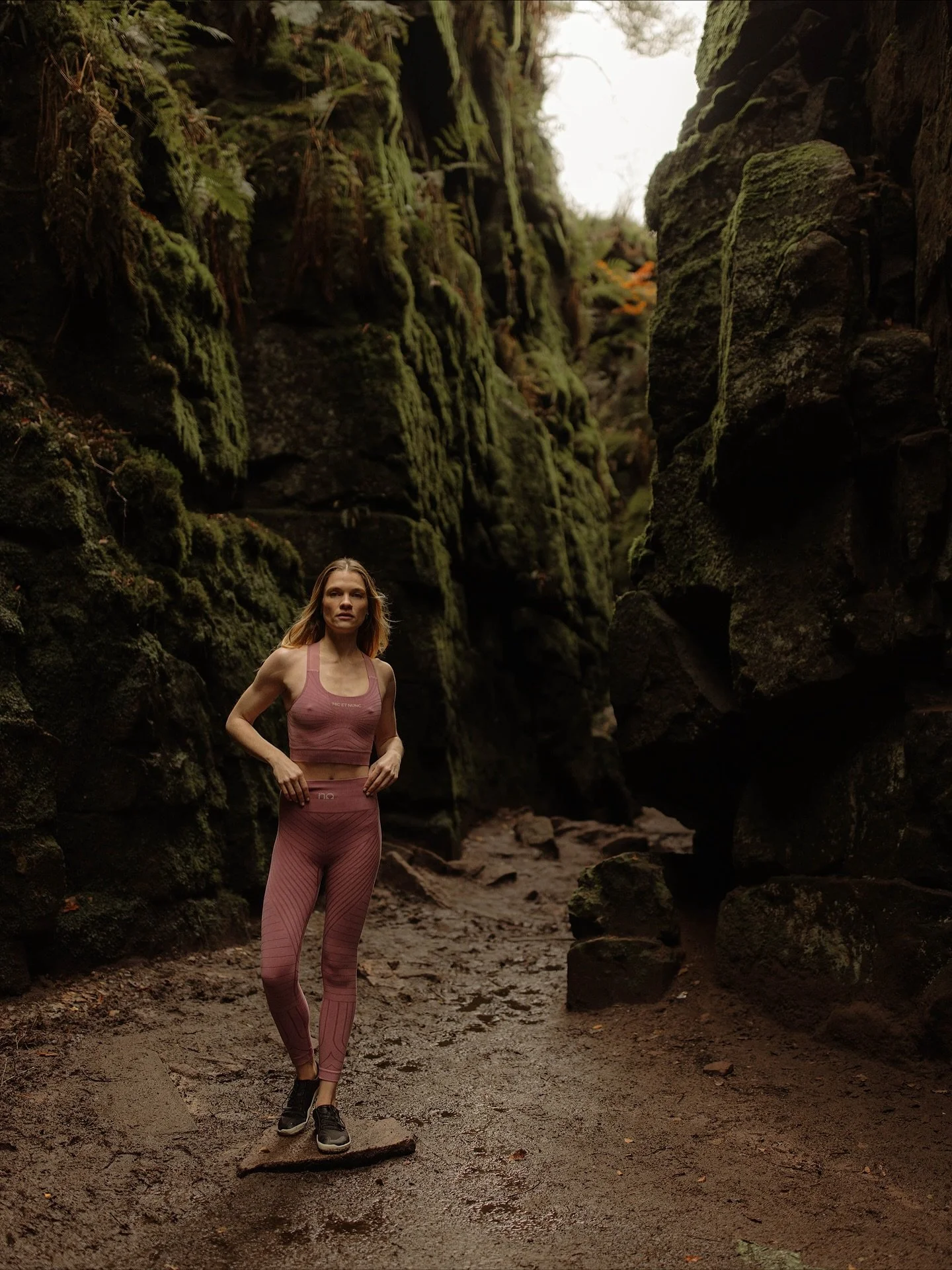 Who says autumn has to be all browns and greys? Our burgundy and pink sets bring a soft, feminine pop of colour to your cooler days. 
Which one takes your pick? 🥀🌸