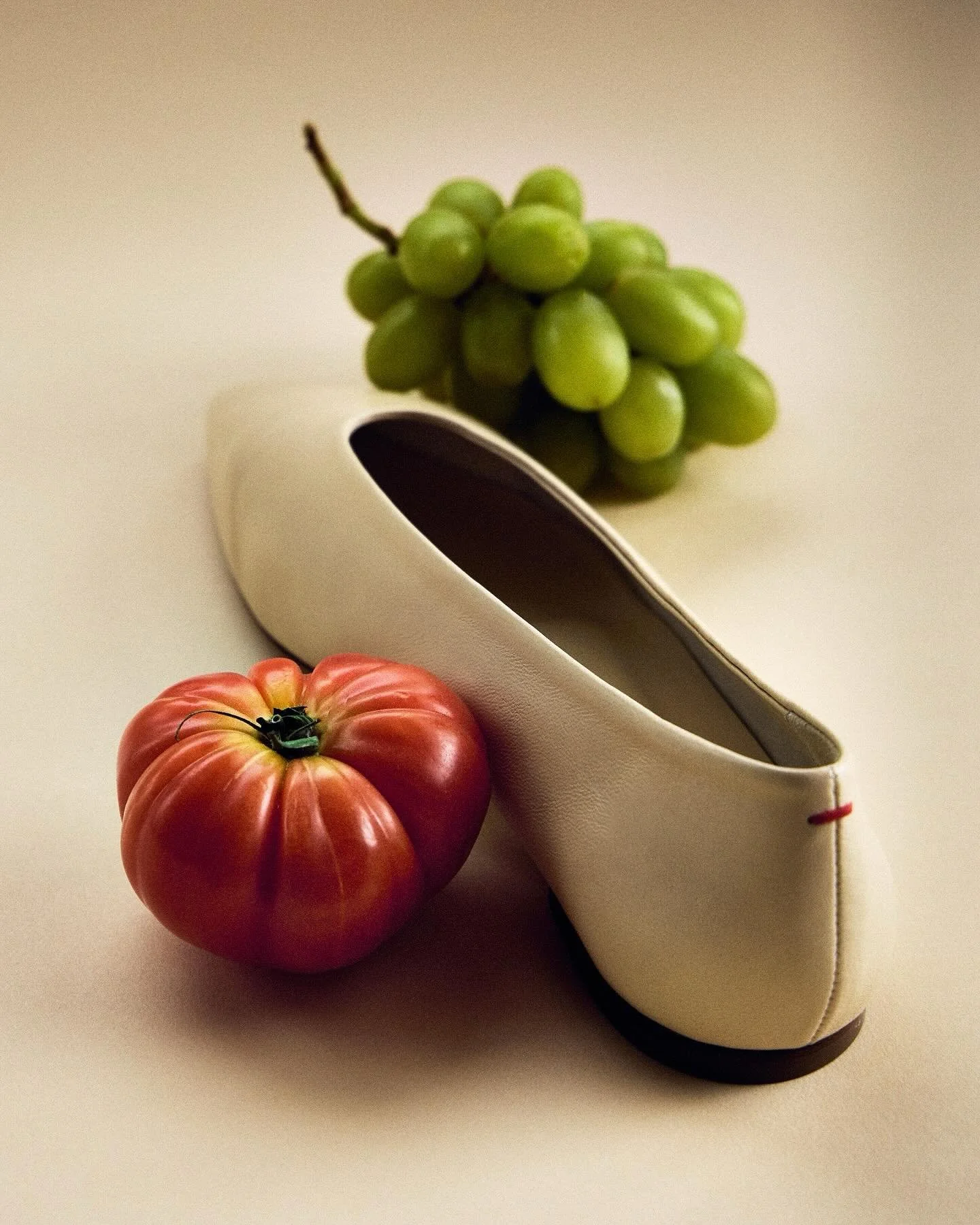 Shot in studio at @lansdownelofts 

Repost &bull; @marcsantosphoto 

AEYDE

Props and Styling: @mecaylaesthetics 
Studio: @lansdownelofts 
Thank you @emxschuster for the space and @anyo._ for the vibes
#studio #creative #photography #stilllife