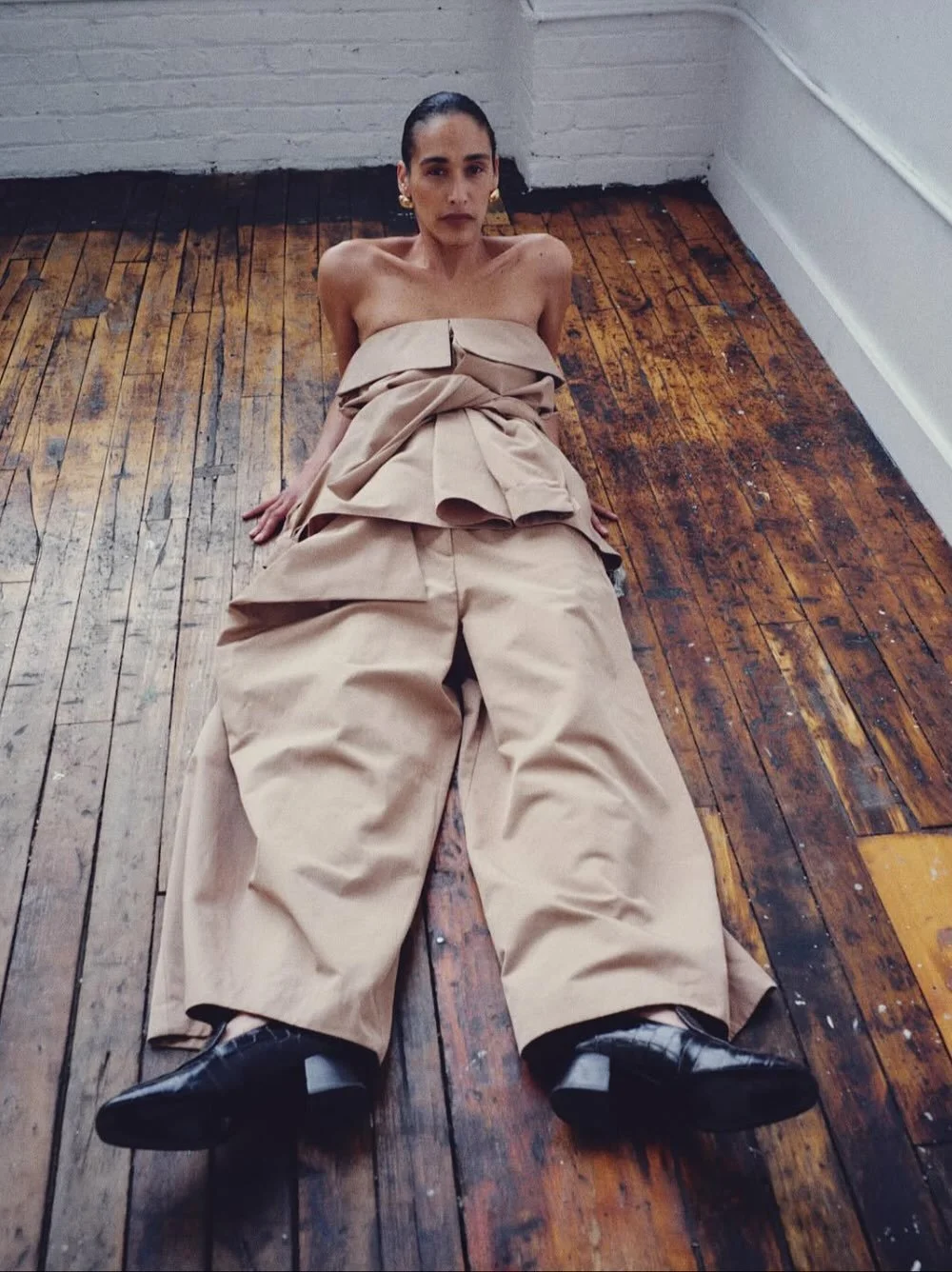 #tb in the lofts with @garrettnaccarato 

Photo @garrettnaccarato 
Assist @zackonset 
Model @shani_at_work 
Stylist @nadiapizzimenti 
HMUA @brittany.sinclair 
Designer @gol.shaah @golahmadian 
Studio @lansdownelofts 

#torontophotostudio #torontophot