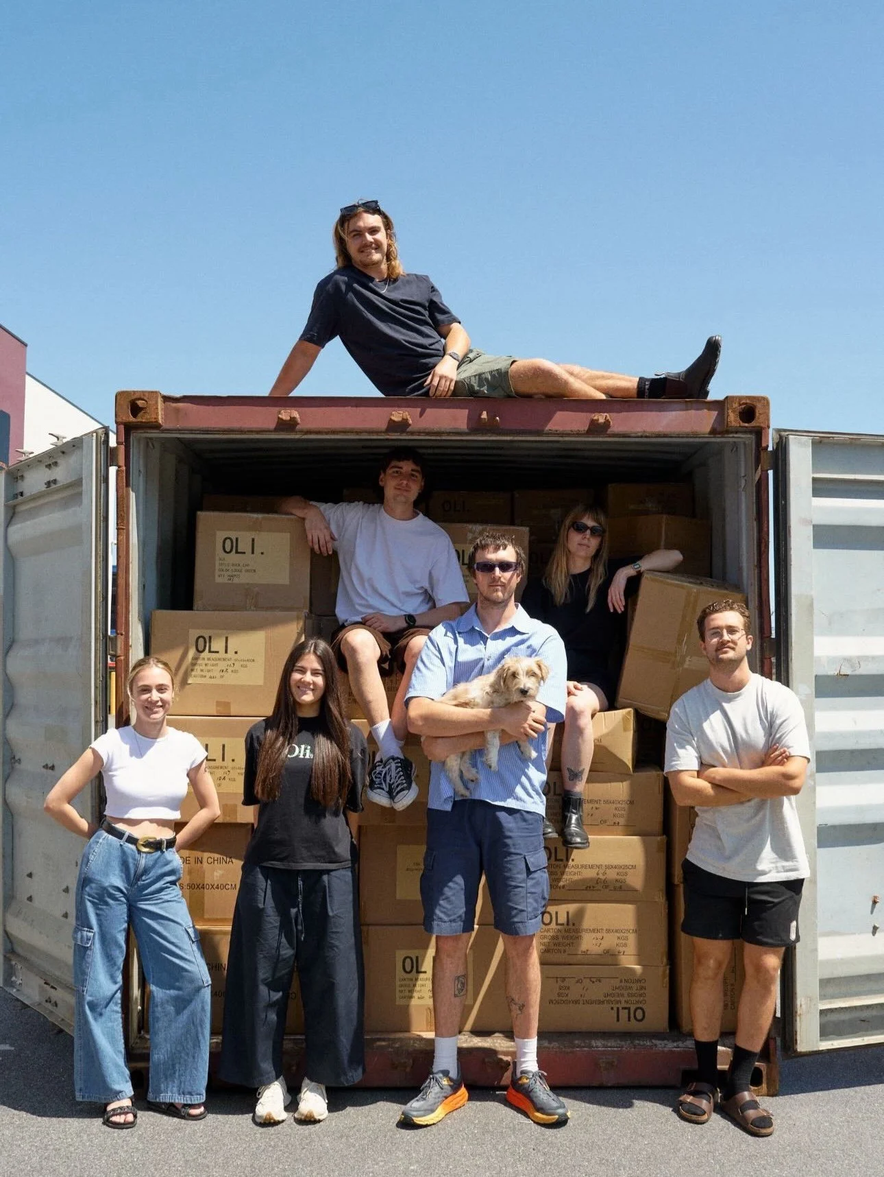 Oli Clothing, Ecommerce Management