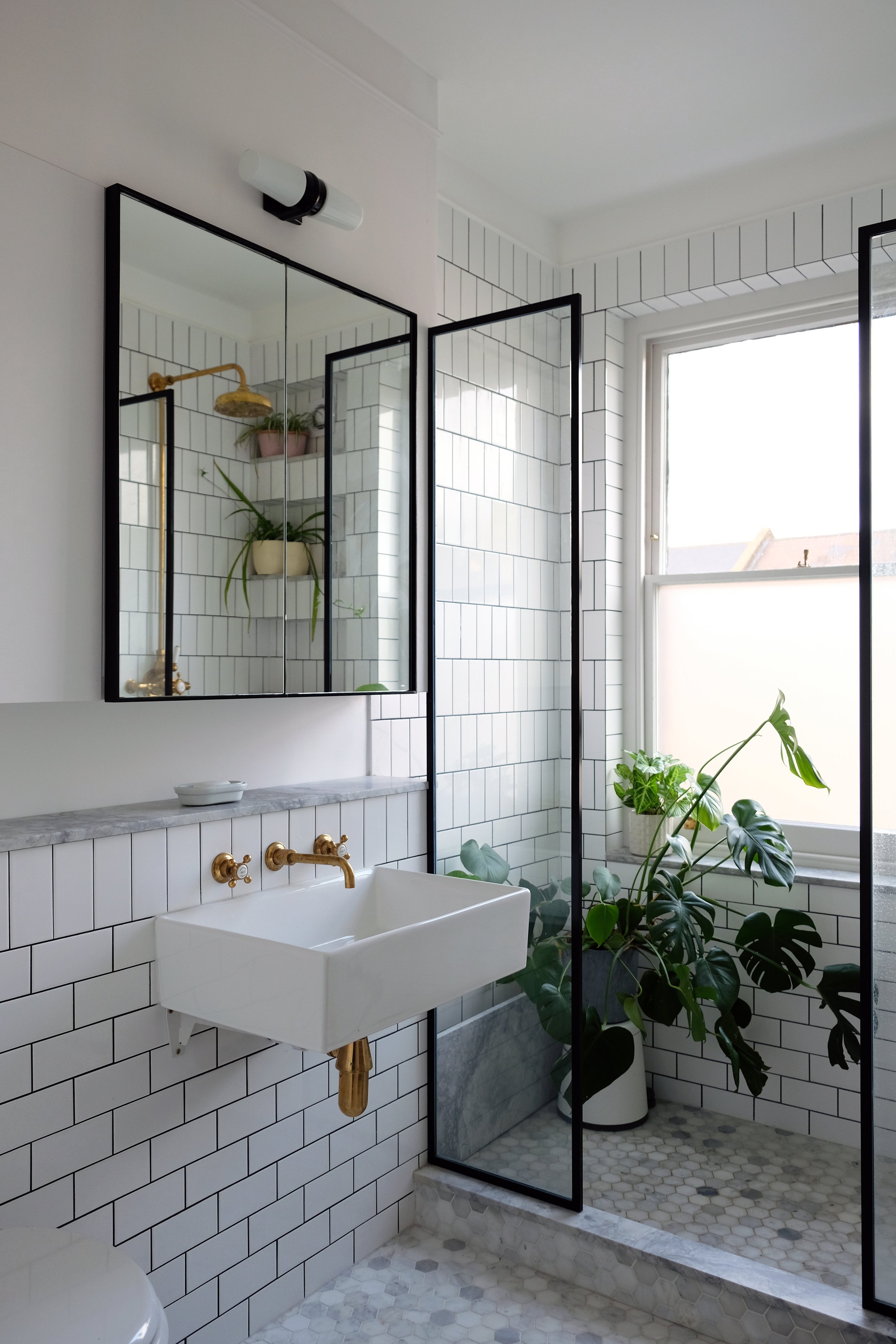 31SGA_ShowerRoom.jpg