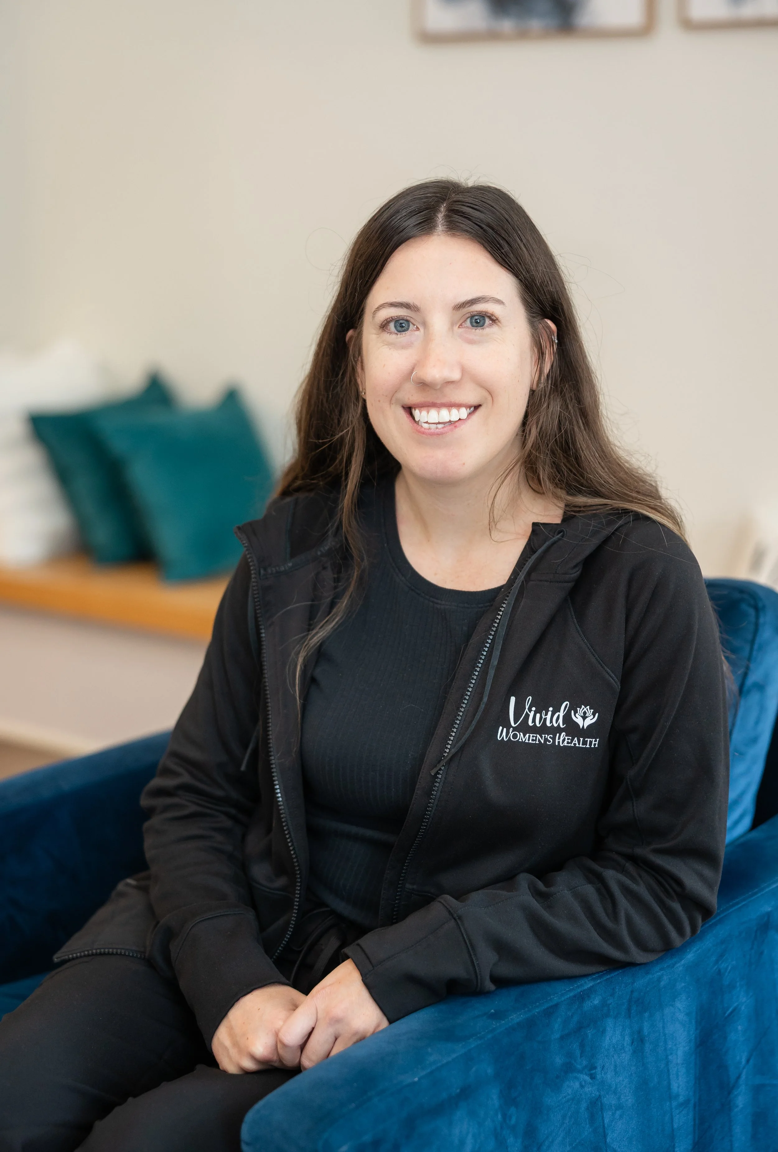 A photo of Elise Goodman, a pelvic floor occupational therapist with Vivid Women's Health pelvic floor therapy in Newtown, PA