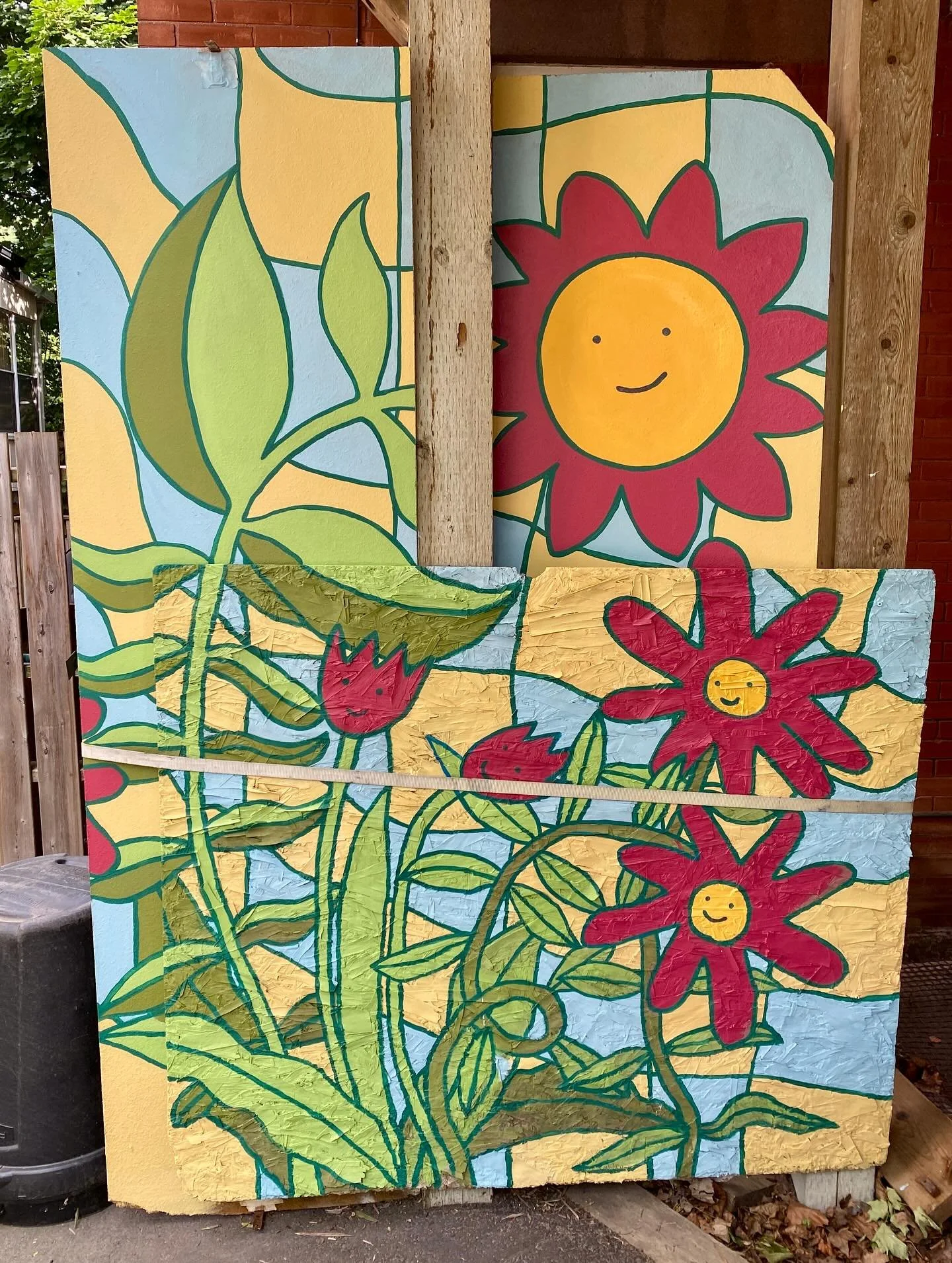 If you have any boring/ugly surfaces around your house&mdash;painting always makes them more fun! Recent mini mural🌸 I love doing projects like this! Please reach out if you have any ideas🌀