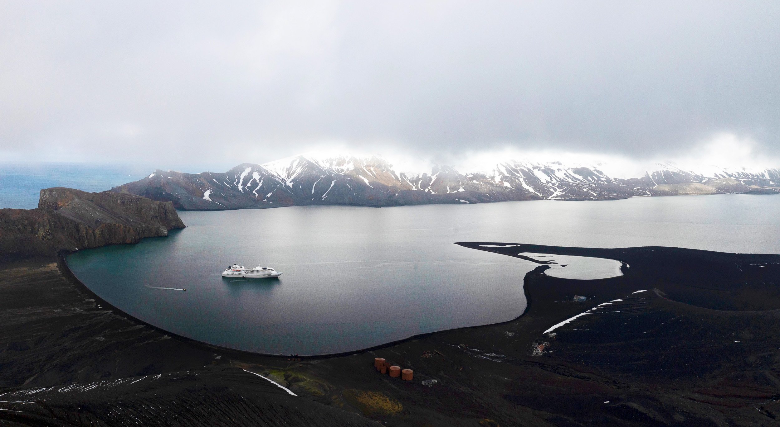 craft-travel-silver-sea-cloud-4.jpg