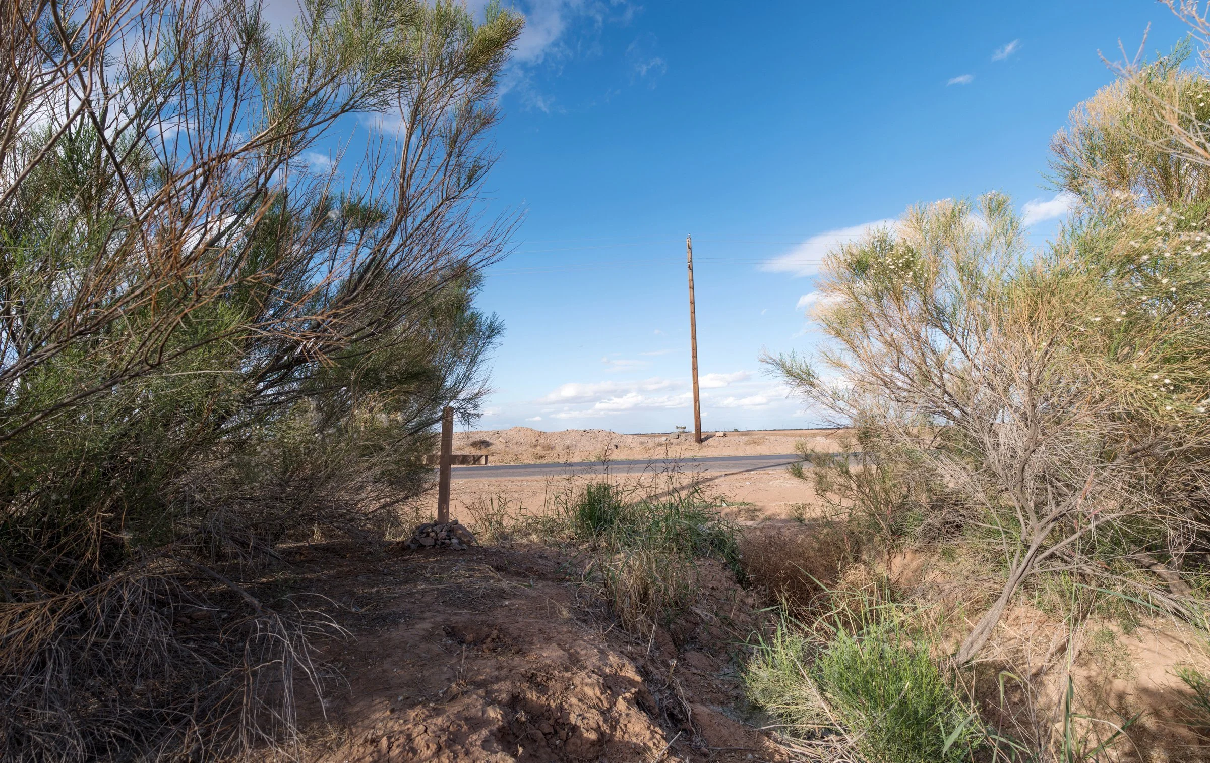  The skeletal remains of an unidentified migrant male were found here, in the desert between Tucson and Casa Granda, near Picacho Peak. 
