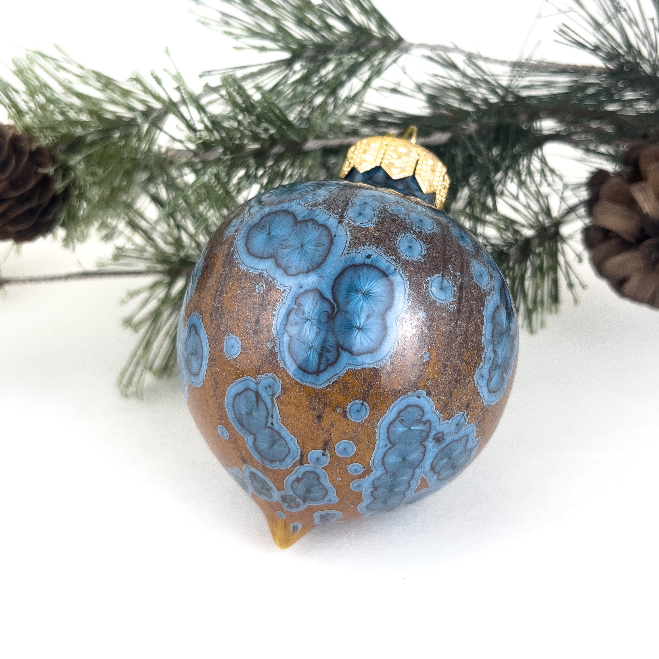 2025-11-30-BoswellStudios-NickelSorbet-Bauble-Life.jpg