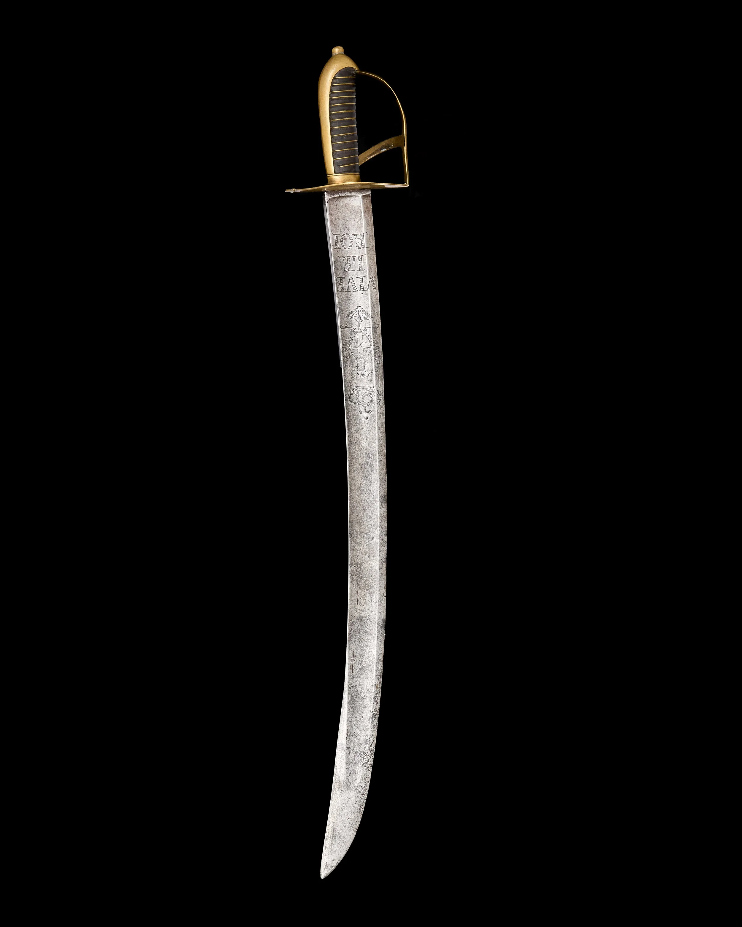 01SwordRight.jpg