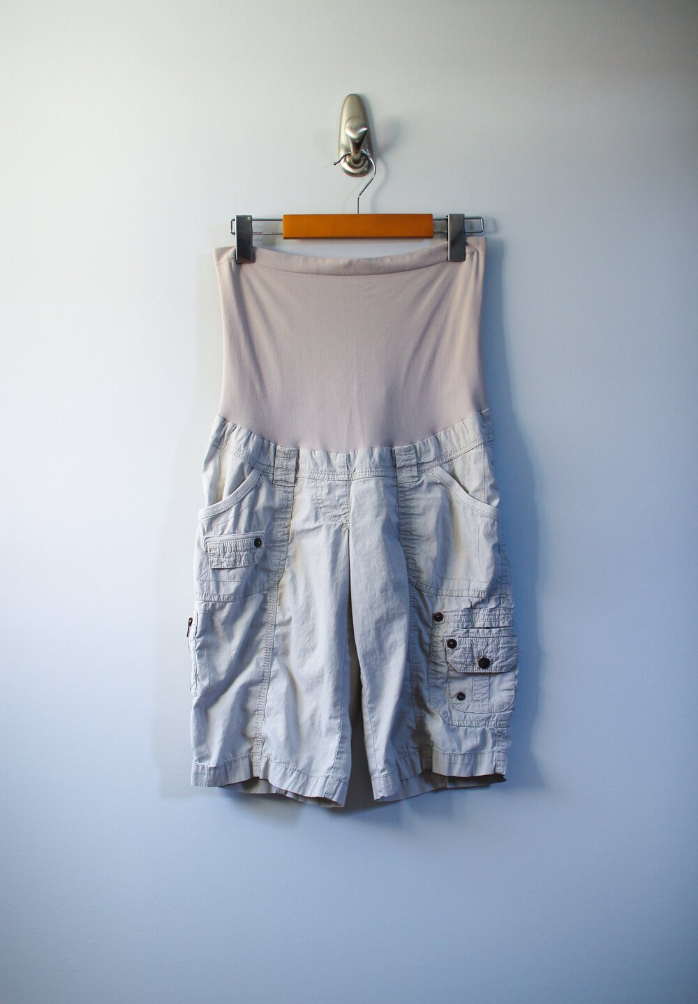 Motherhood Maternity cargo shorts in size Small — Struck by Secondhand