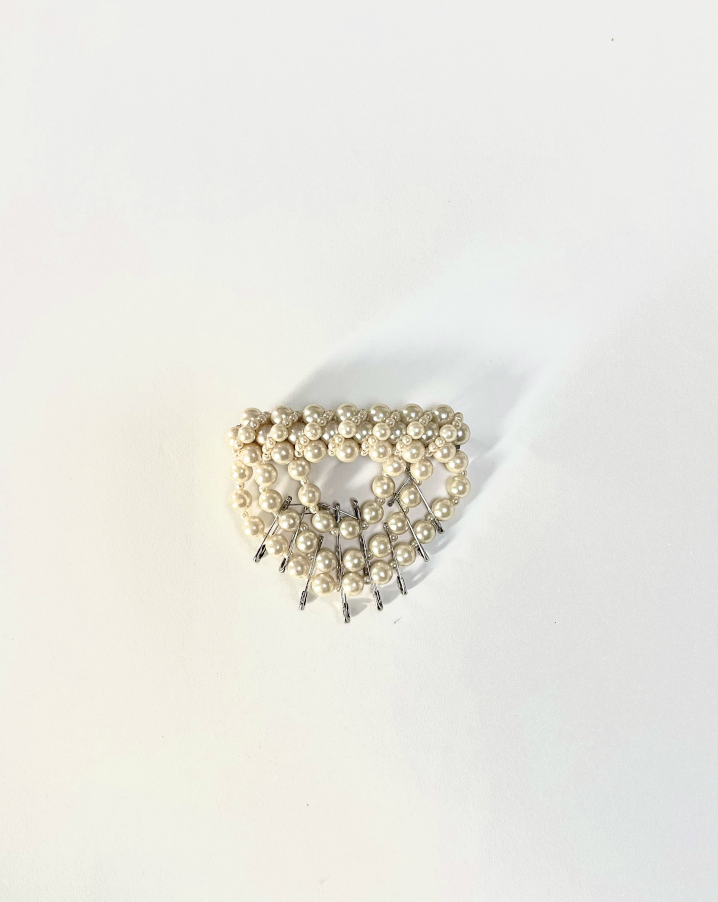 PUNK PEARL BARRETTE